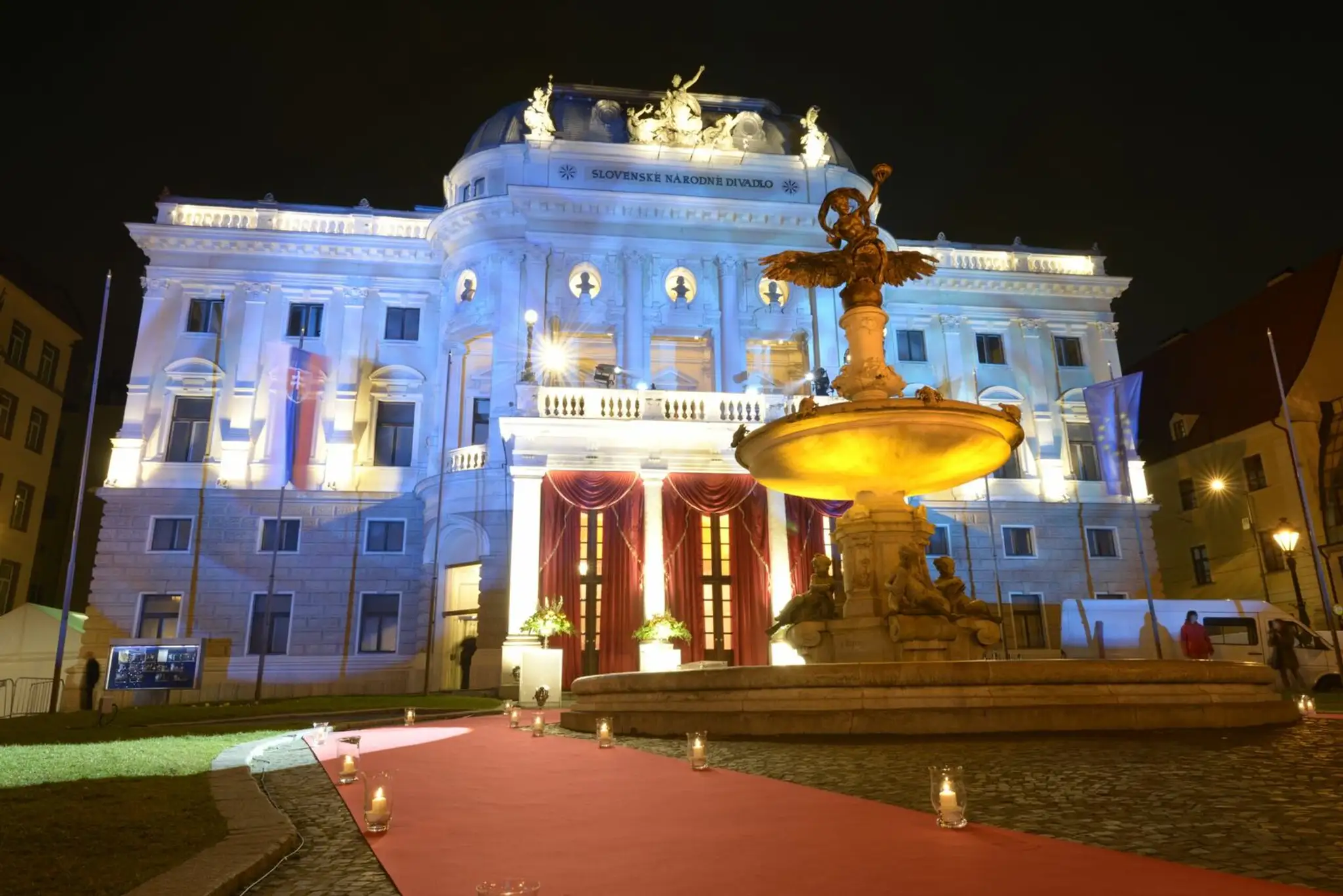 14. ročník Plesu v opere