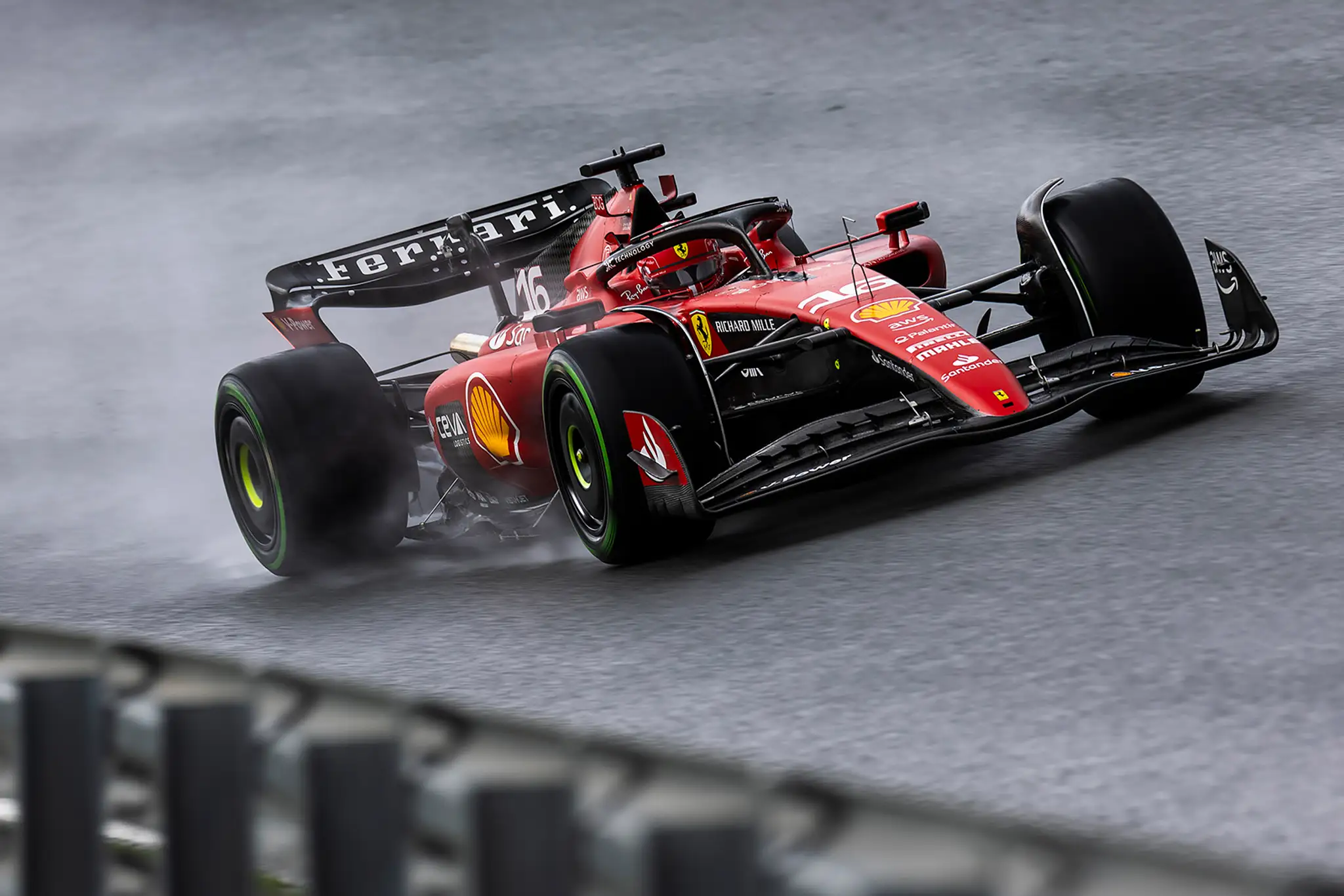 Pilot Ferrari Charles Leclerc.