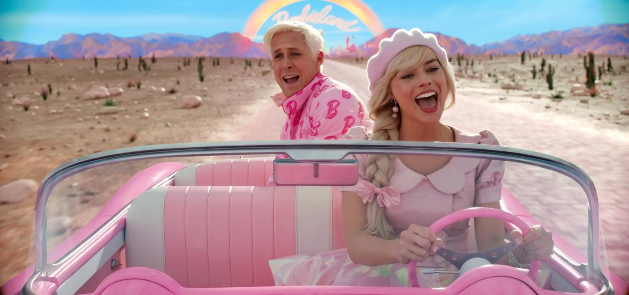 Ryan Gosling a Margot Robbie vo filme Barbie