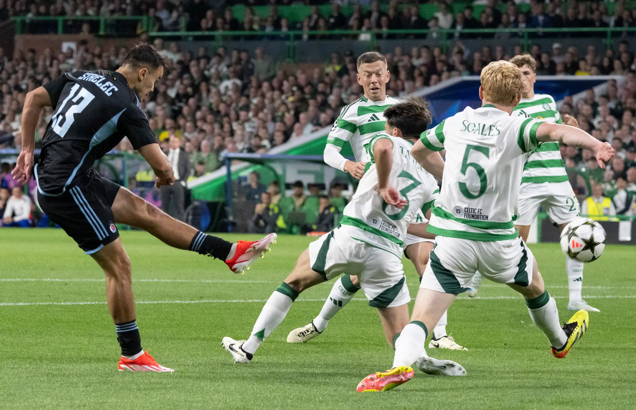 Celtic Glasgow - Slovan Bratislava.