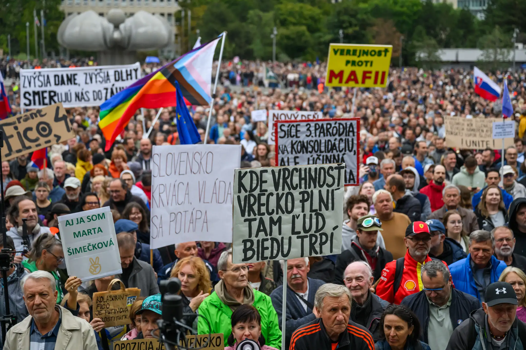 Protestujúci v Bratislave