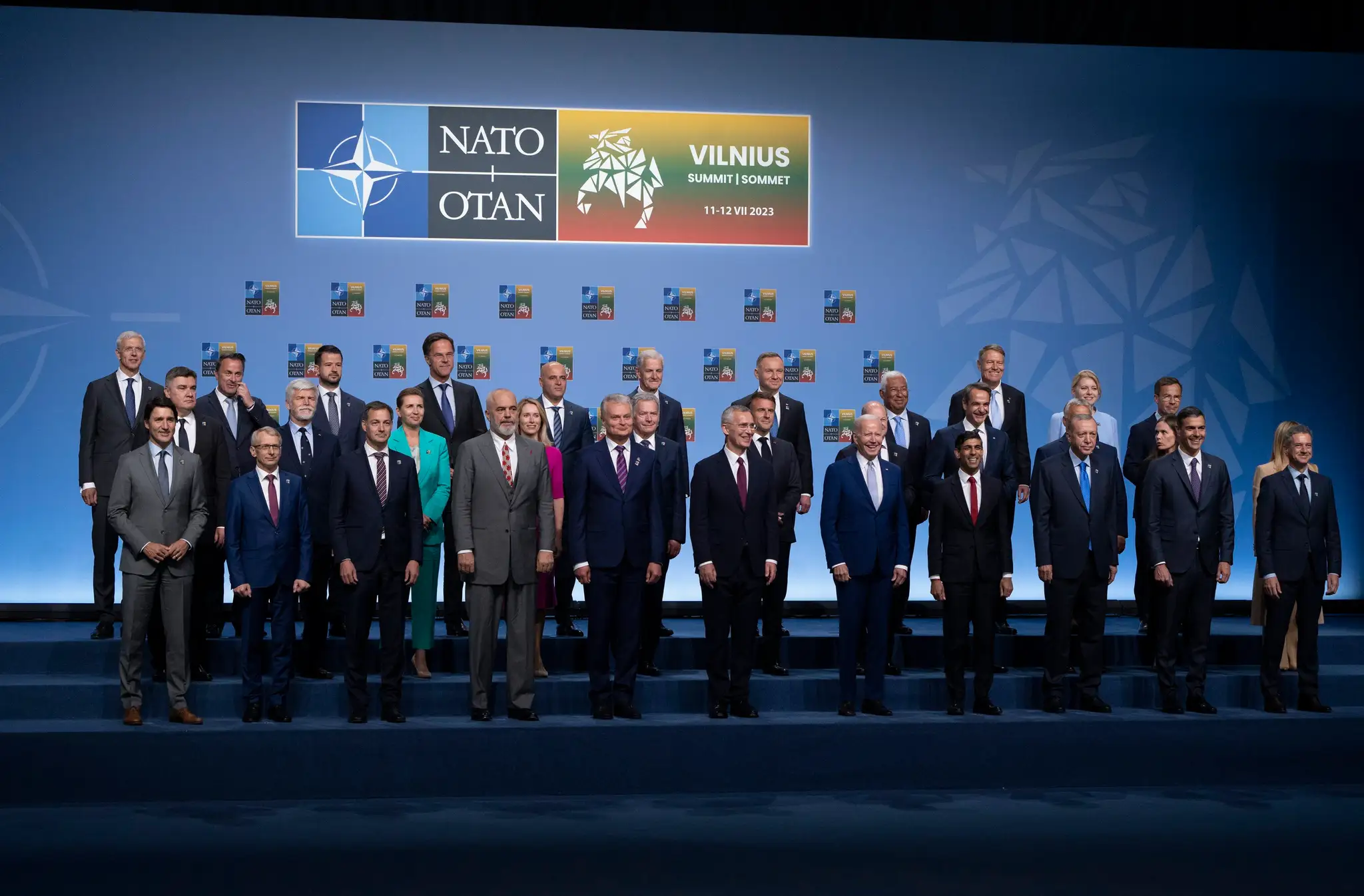 Summit NATO.