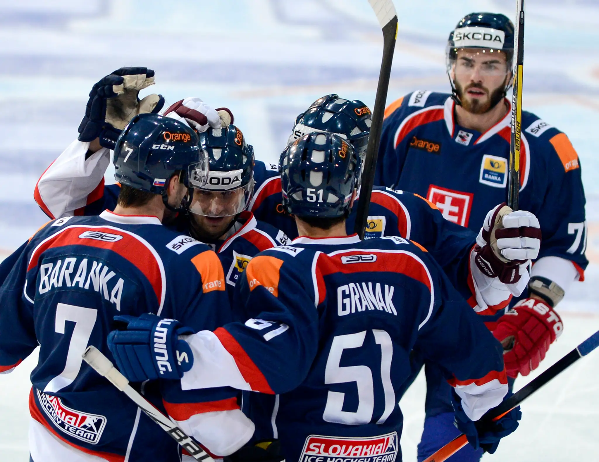Gólová radosť slovenských hokejistov, zľava strelec gólu Ivan Baranka, Tomáš Bulík, Dominik Graňák a Adam Lapšanský počas zápasu