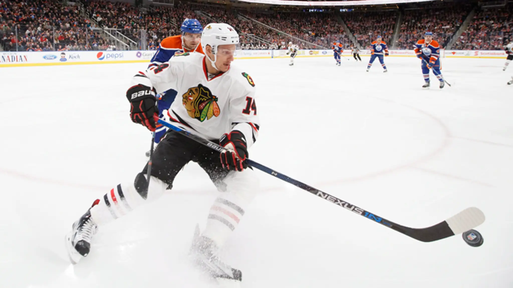 Sekera pomohol gólom k triumfu Edmontonu nad Chicagom 