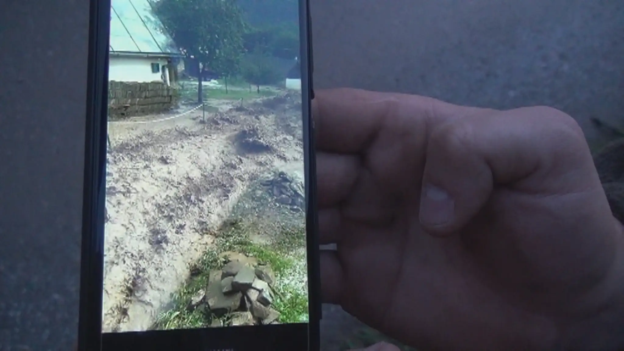 Nenápadný potok sa zmenil na divokú vodu.