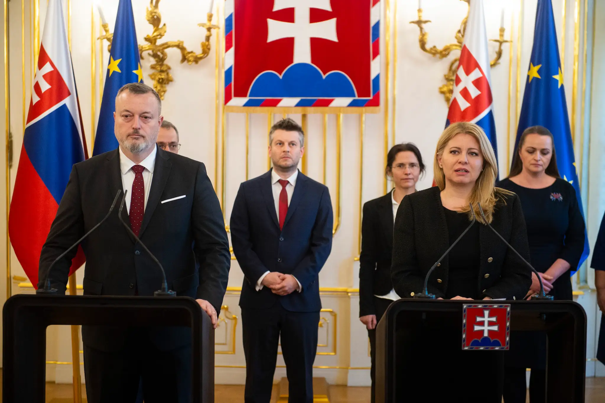 Okrúhly stôl s expertmi o aktuálnej sociálnej a ekonomickej situácii na Slovensku.