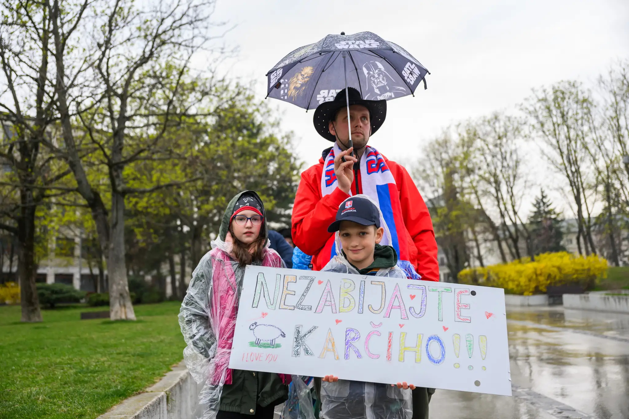 Proti zabíjaniu zdravých kusov mnohí protestovali.