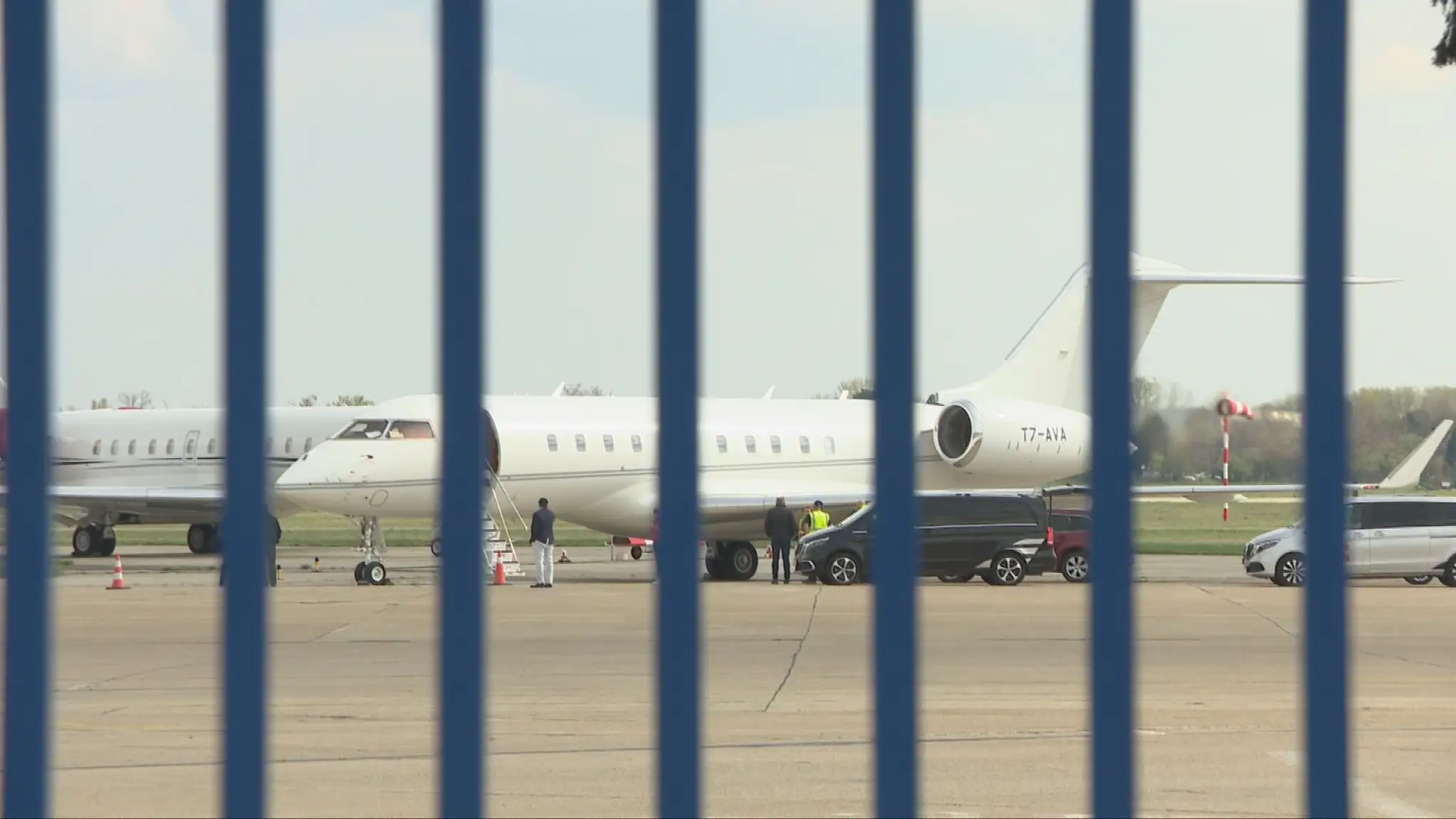 Bombardier Global 5000.