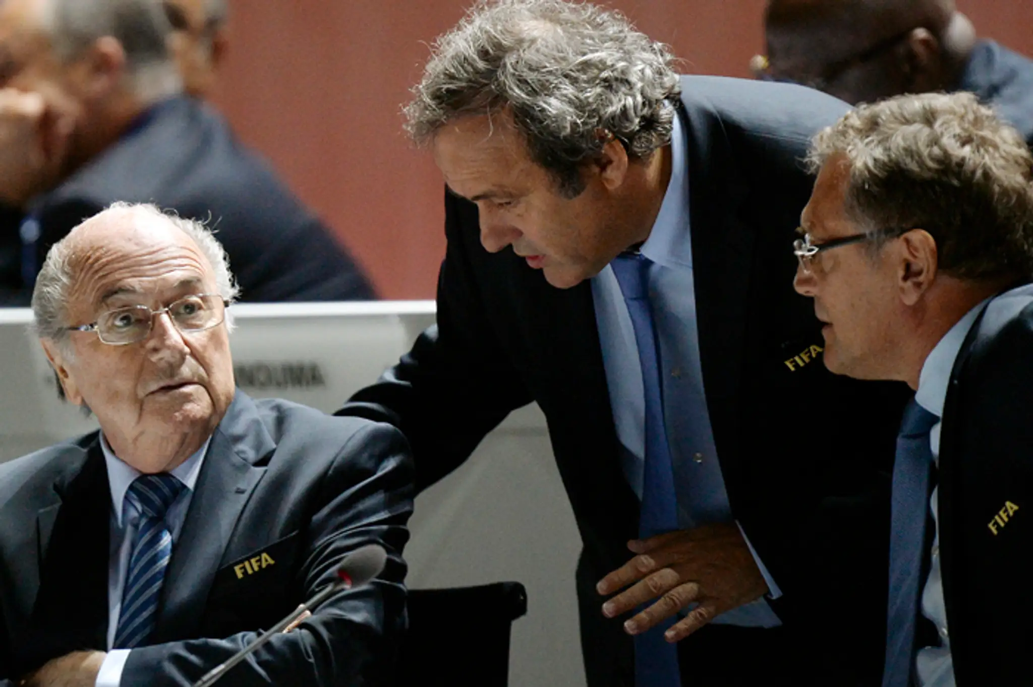 Sepp Blatter, Michel Platini a Jerome Valcke na archívnej snímke.