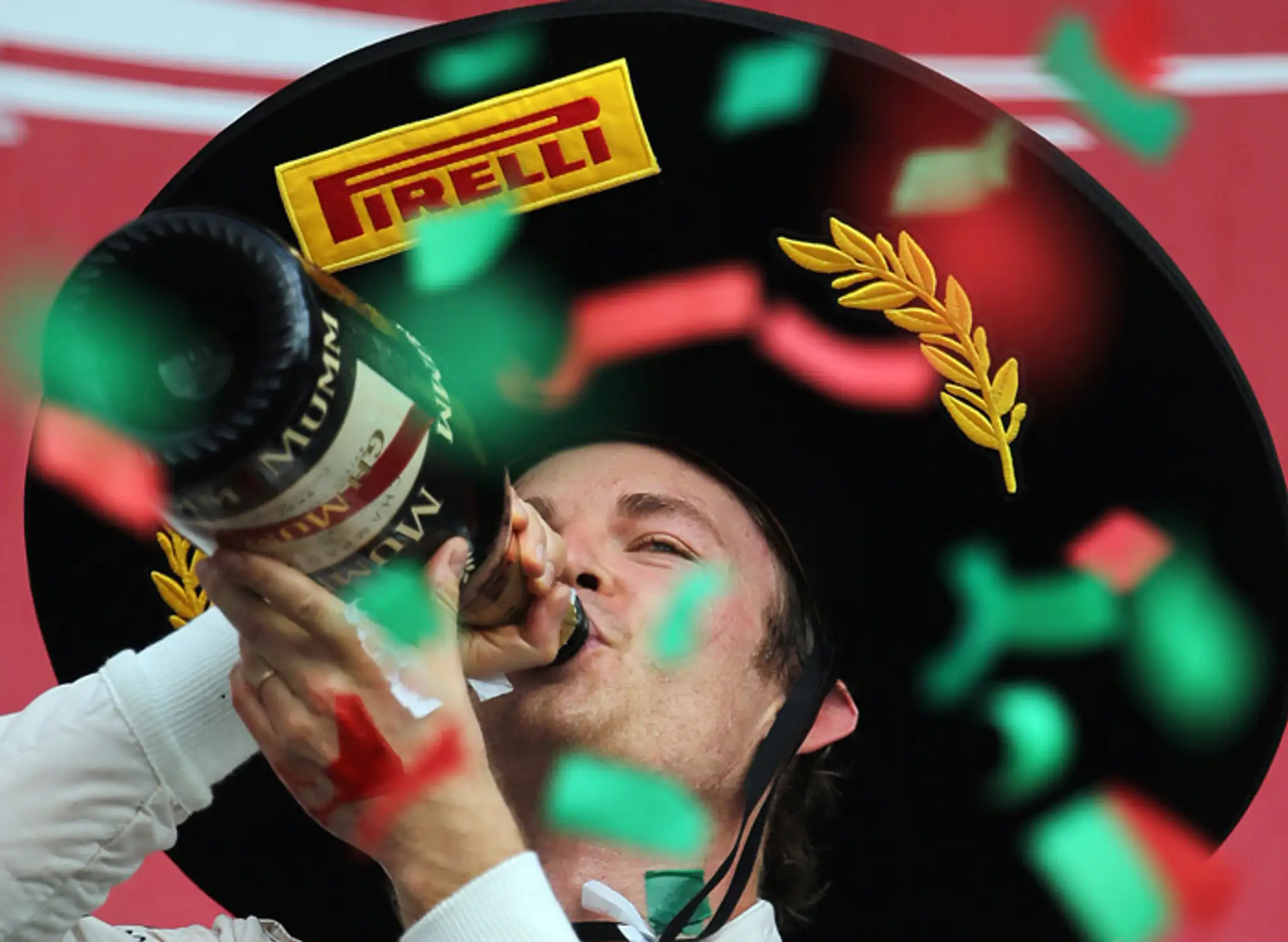 Nico Rosberg so sombrérom na hlave oslavuje víťazstvo na VC Mexika.