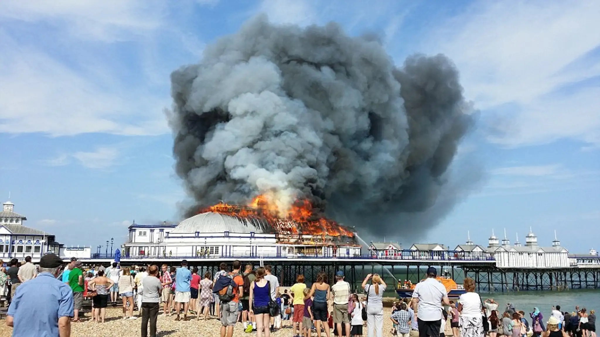 1406789887323_wps_15_Eastbourne_Pier_Photograp.jpg