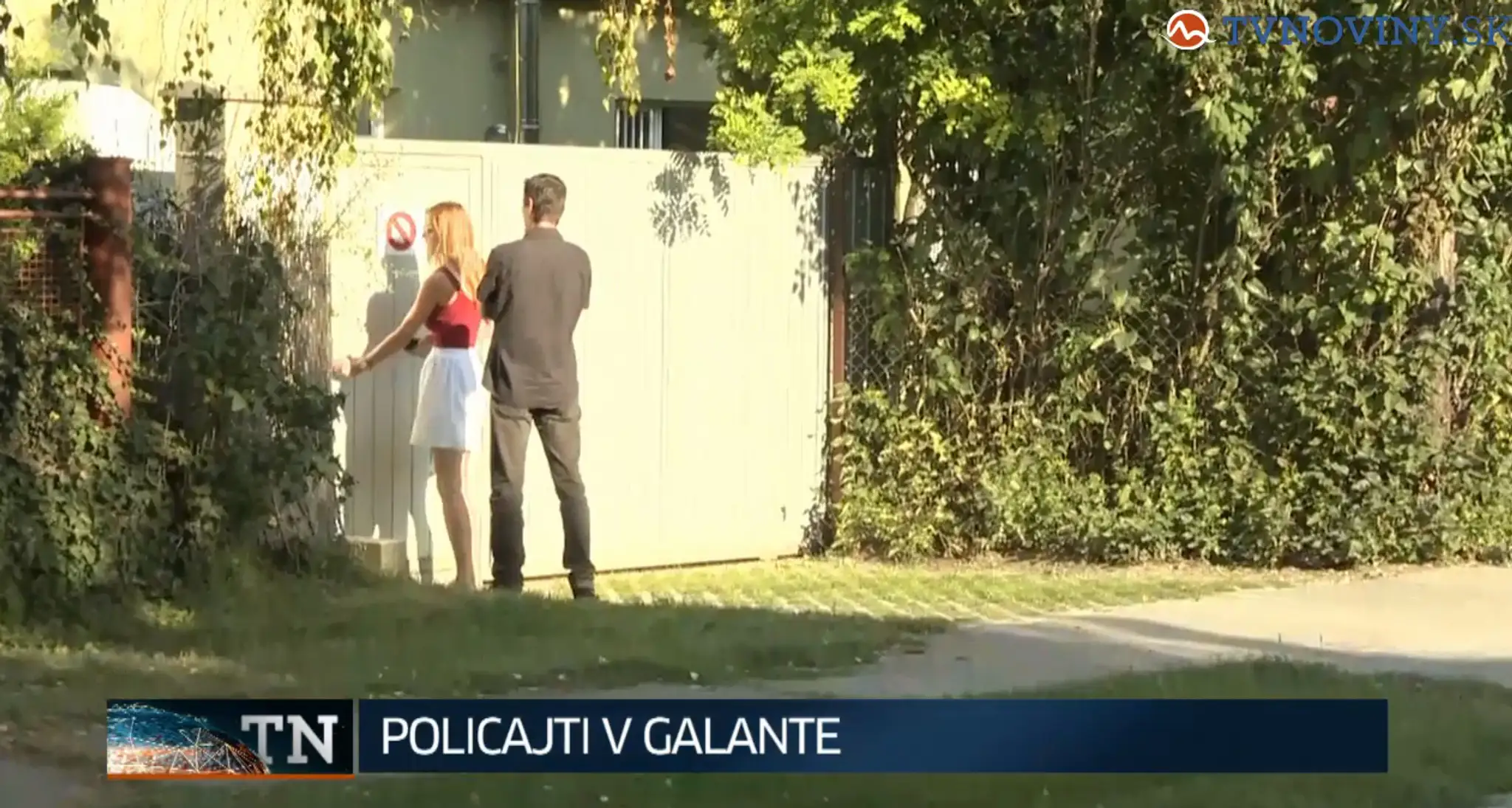 Policajti v Galante.
