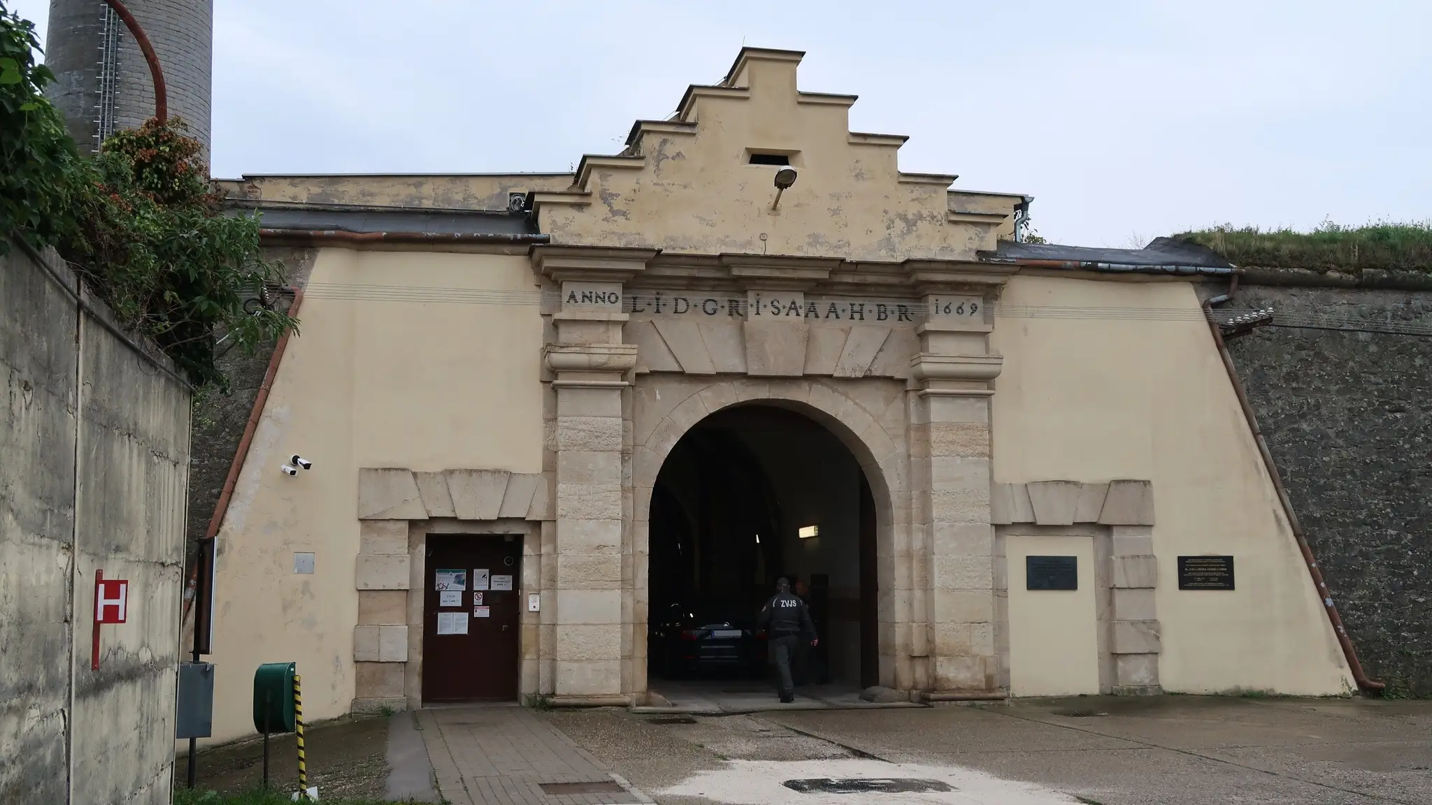 Väznica v Leopoldove