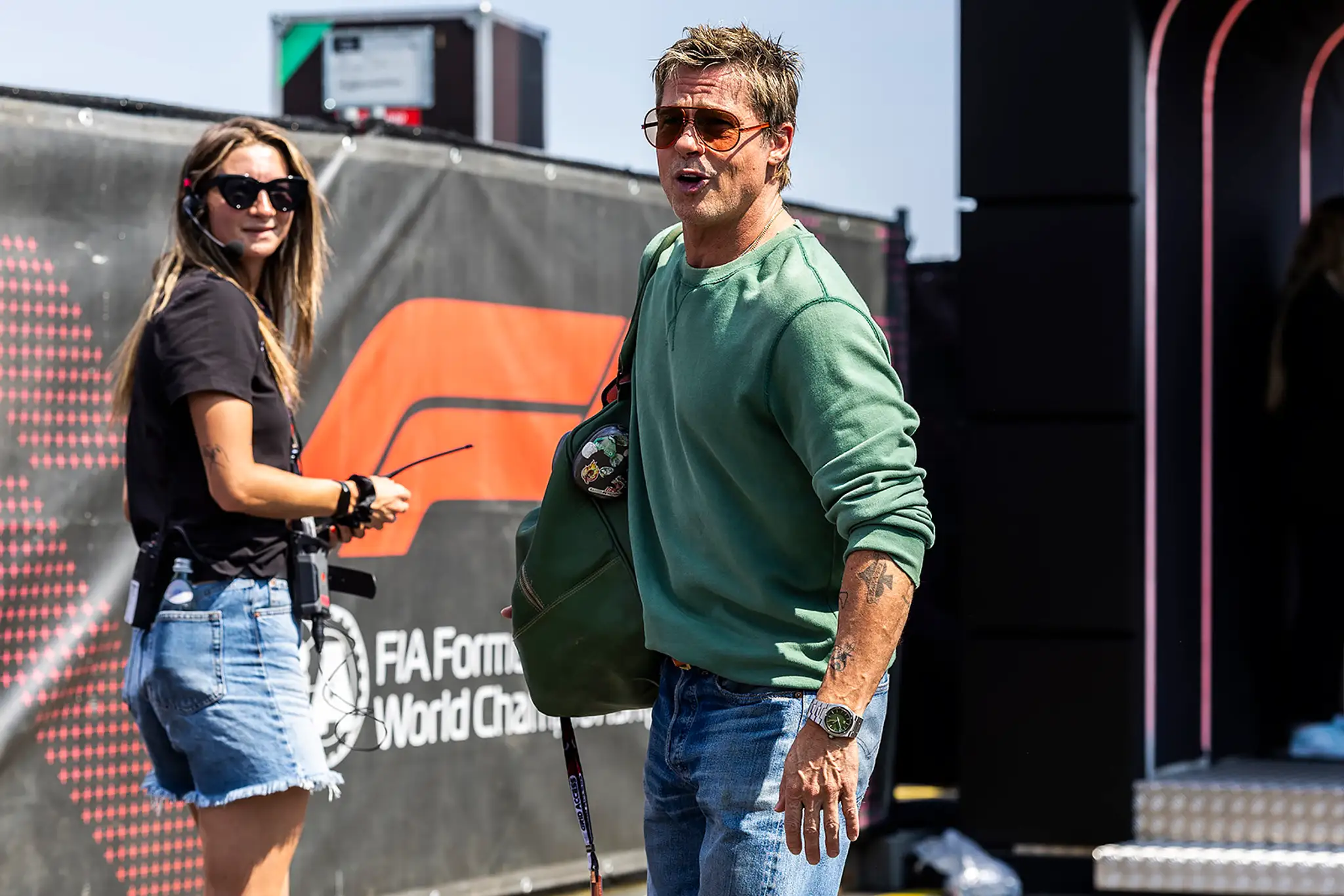 Na VC Maďarska sa objavil aj slávny herec Brad Pitt.
