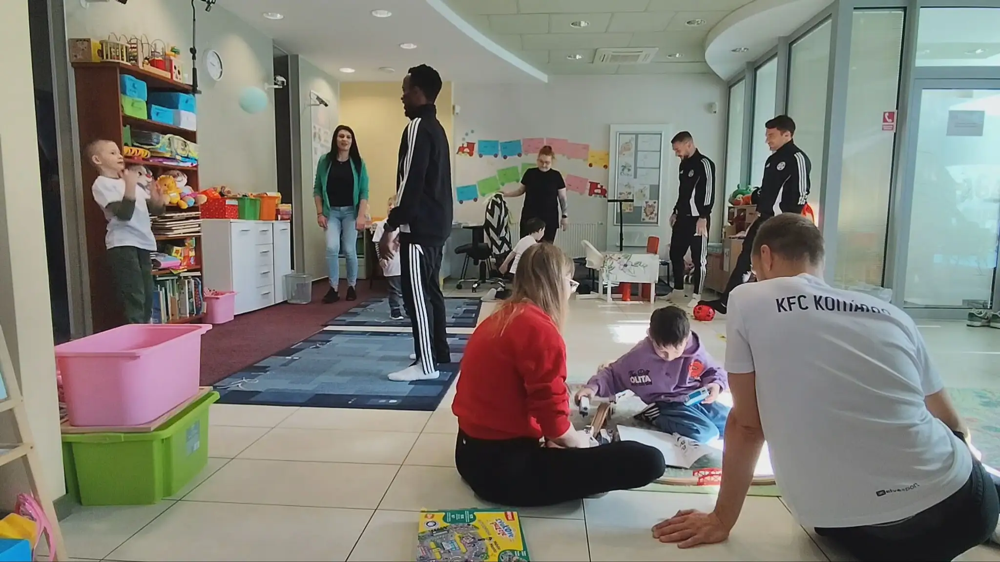 Hráči Niké ligy s autistami