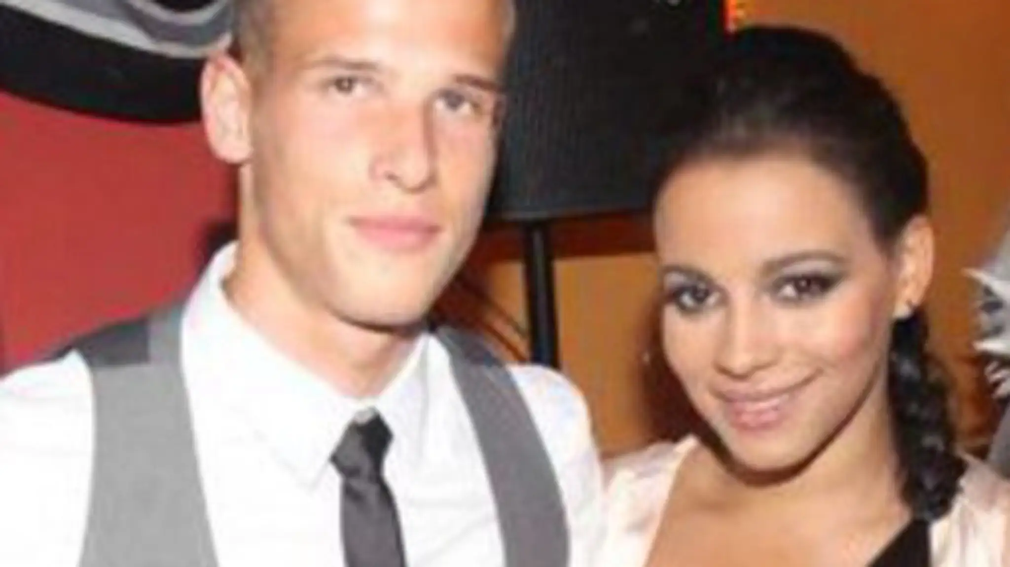 Tina, Richard Lásik