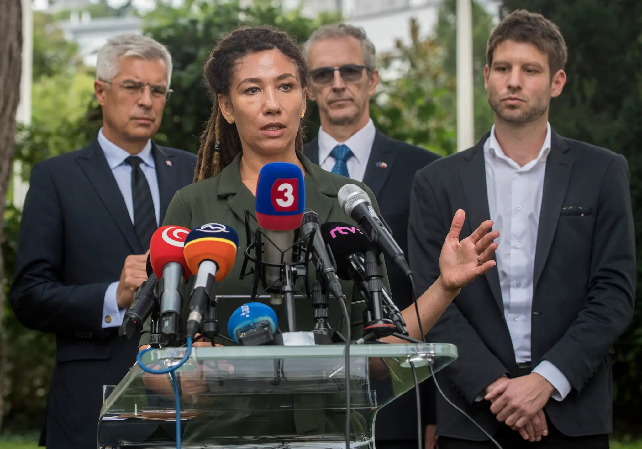 Slovenskí europoslanci v liste odmietli vyjadrenia R. Fica.