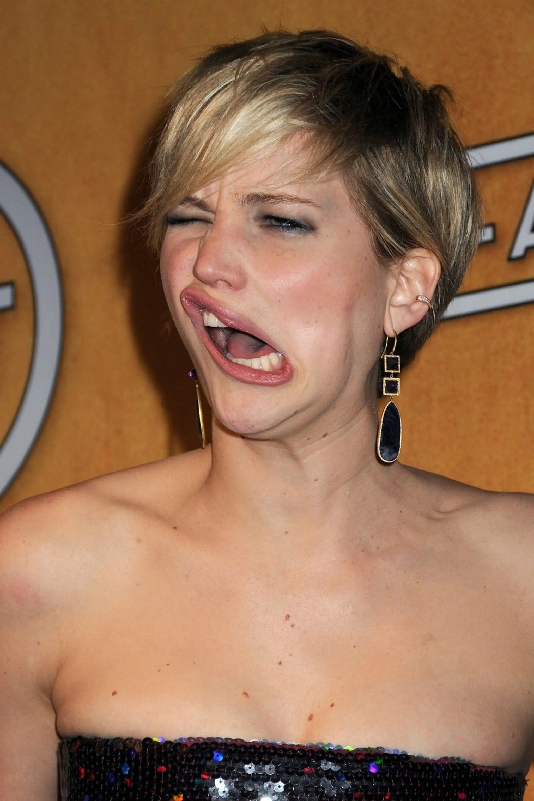 Jennifer Lawrence a jej grimasa