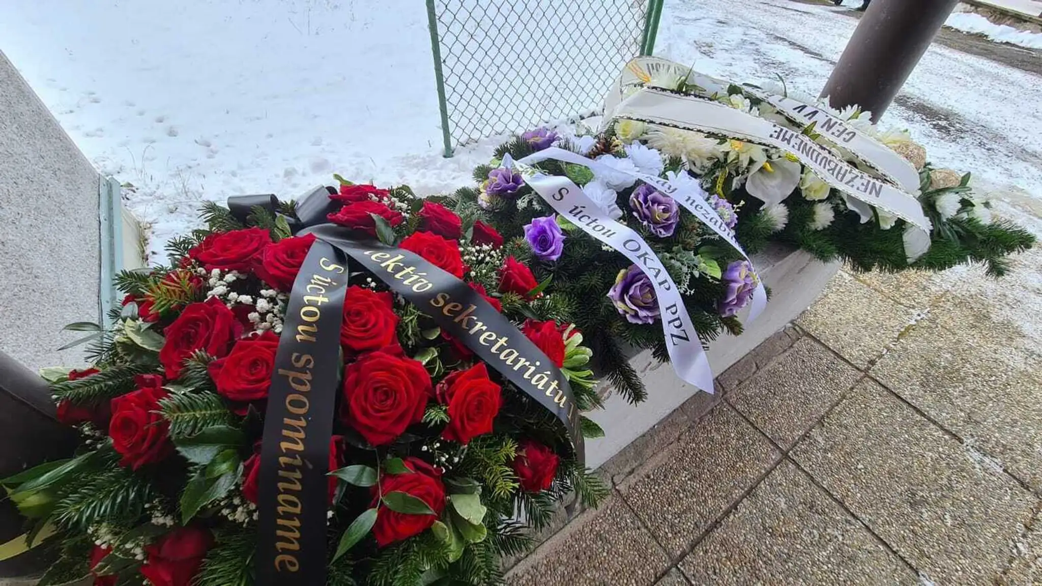 Exminister vnútra Robert Kaliňák prišiel na pohreb Milana Lučanského do Štrby.