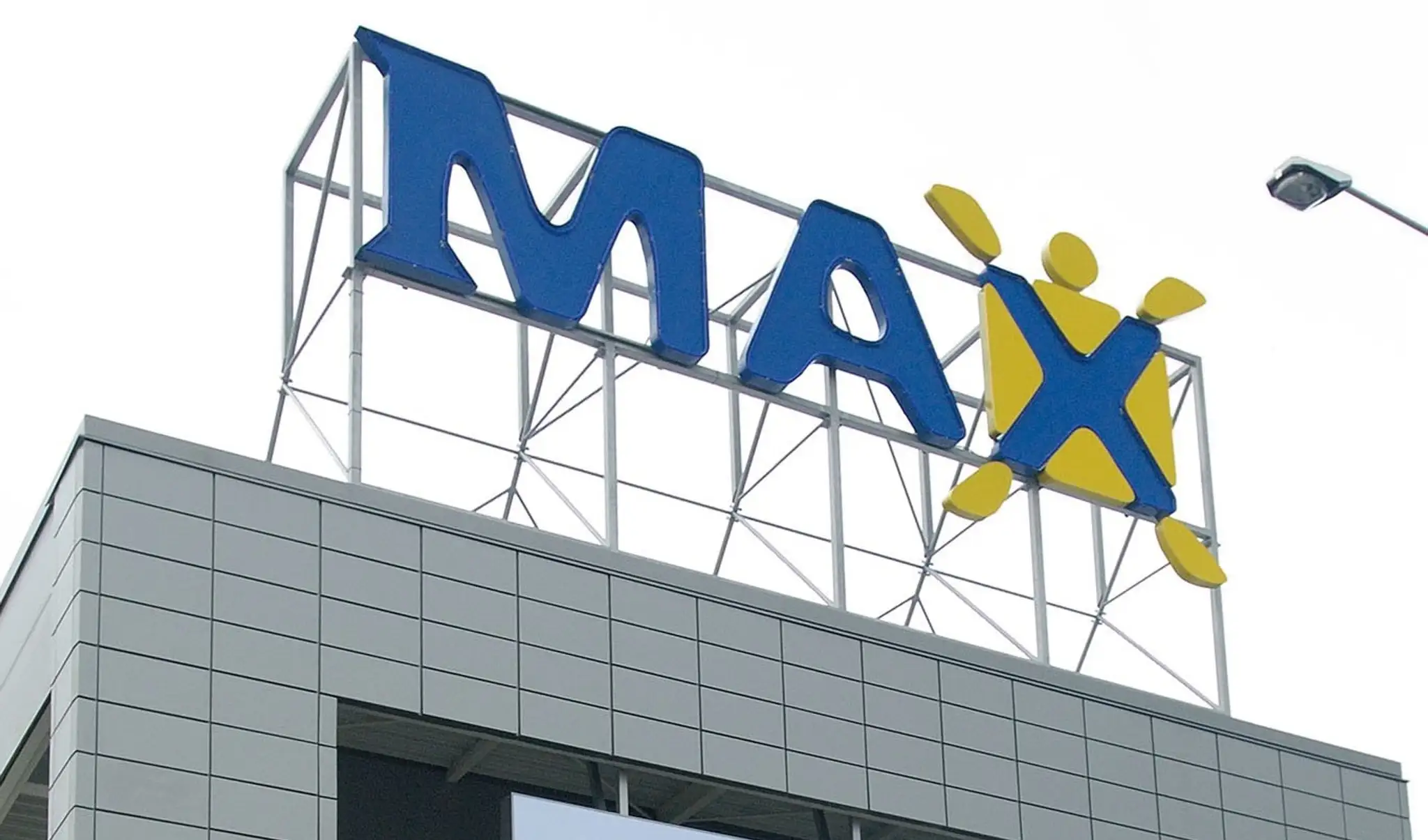 MAX.