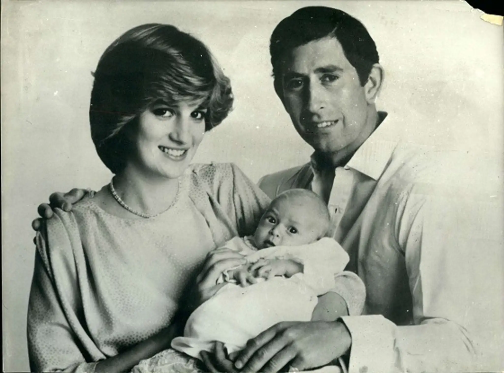 Princezná Diana s princom Charlesom a malým princom Williamom