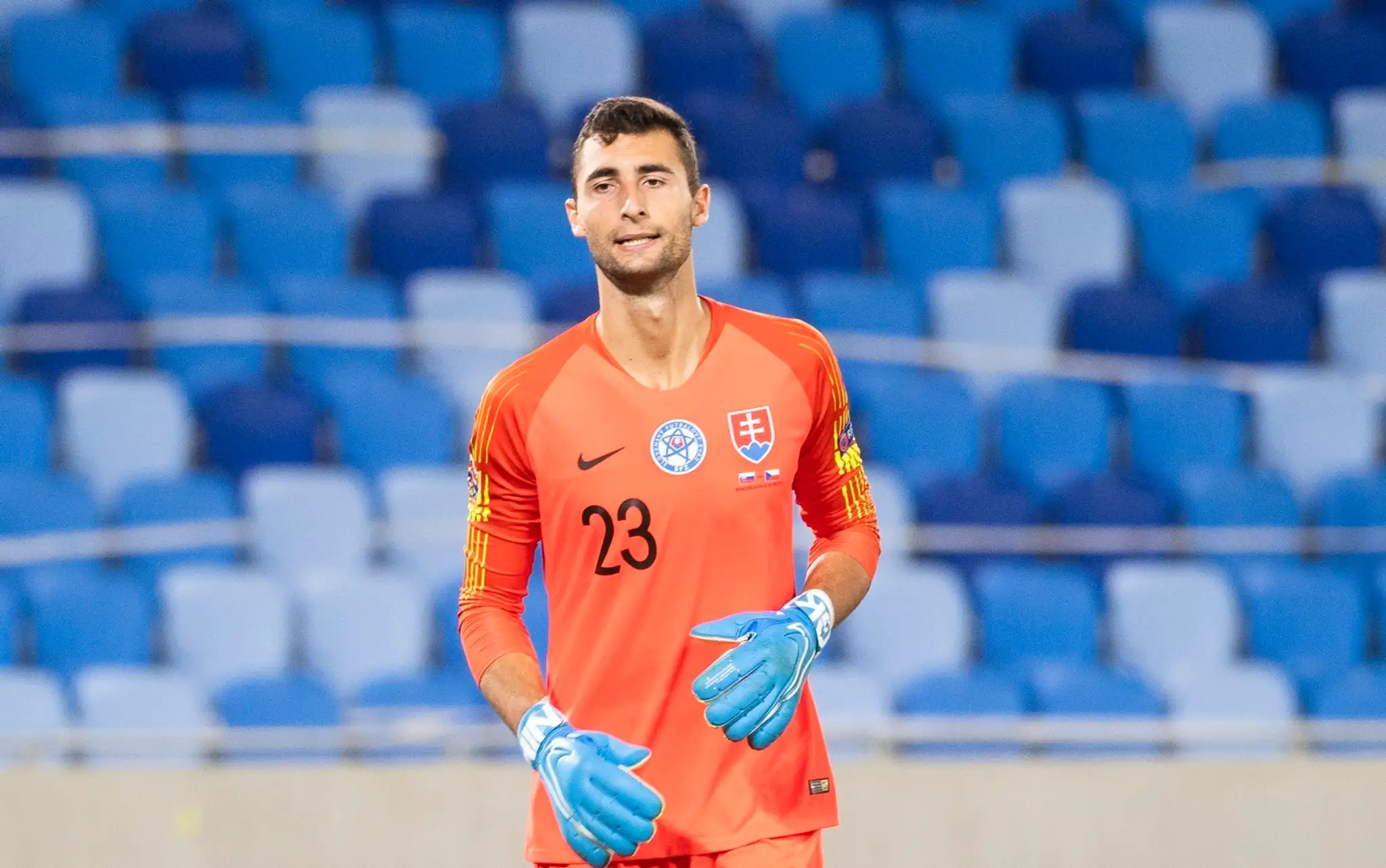 Na snímke brankár Dominik Greif počas zápasu  futbalovej Ligy národov Slovensko - Česko.