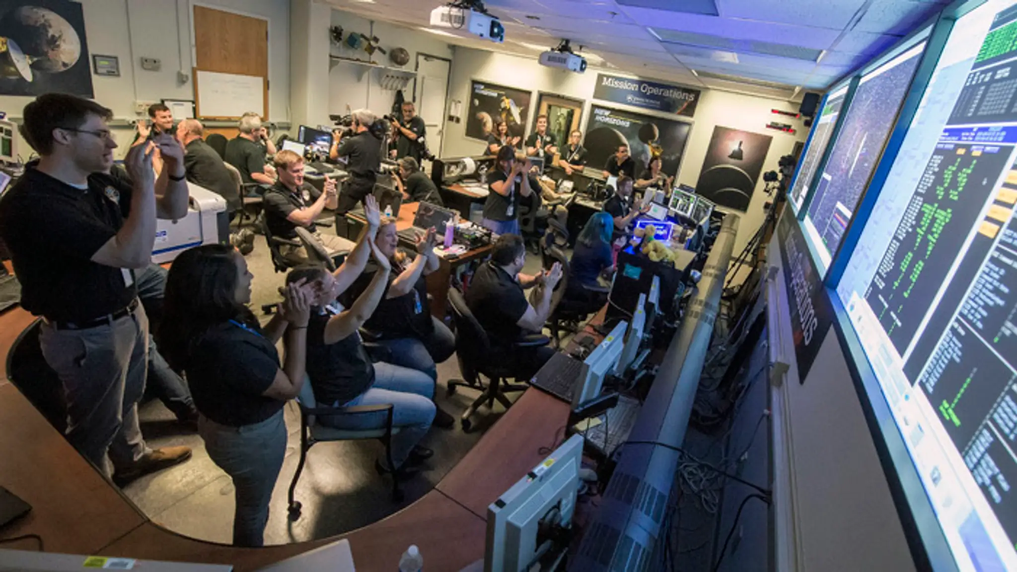 Vďaka New Horizons by sa mal vedcom po prvý raz naskytnúť detailnejší pohľad na Pluto.