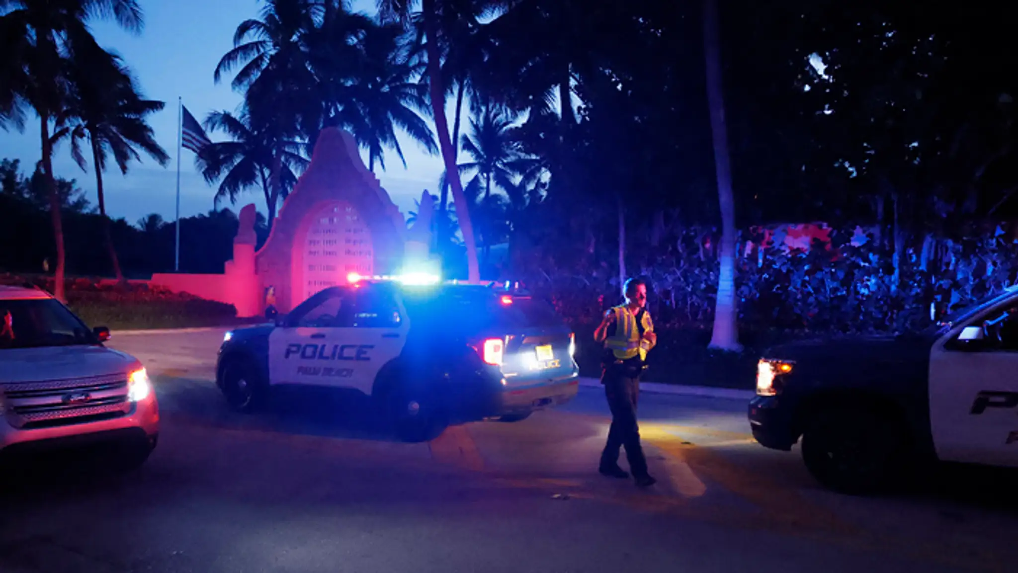 Trumpovu rezidenciu na Floride prehľadáva FBI.