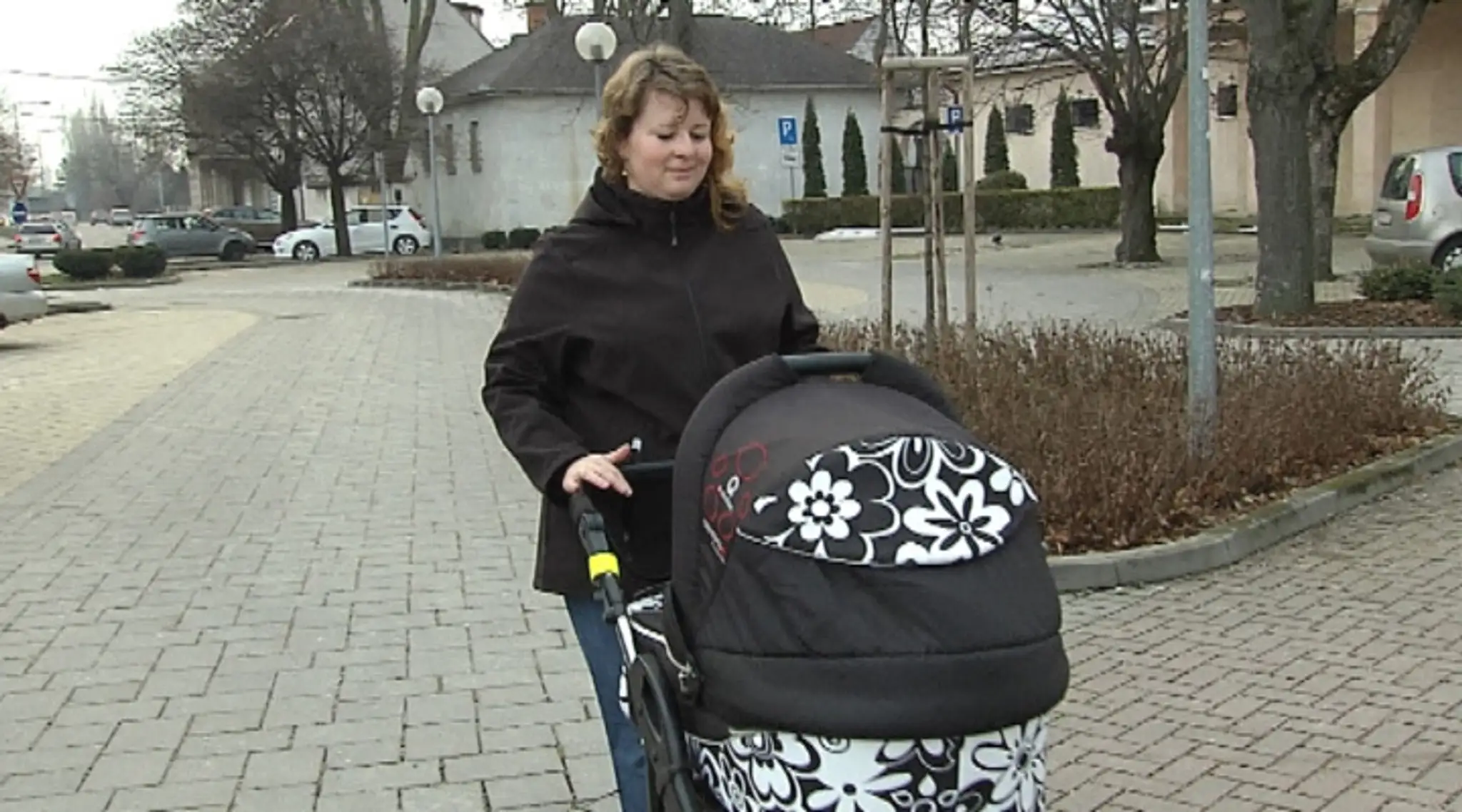 Lenka, Jehovov svedok.