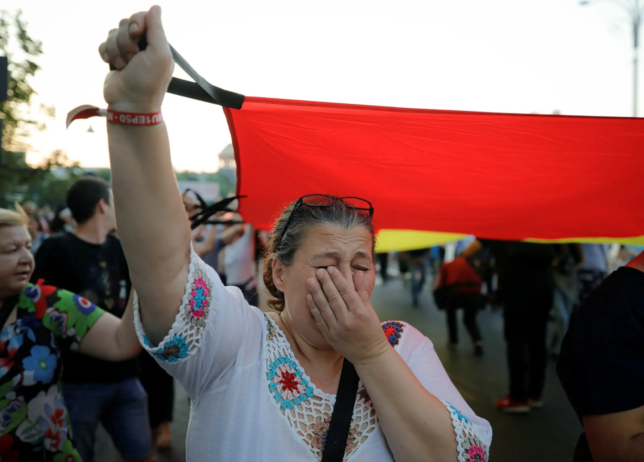 Zadržaný príbuzný dieťaťa, ktoré vypadlo v Pardubiciach z okna.