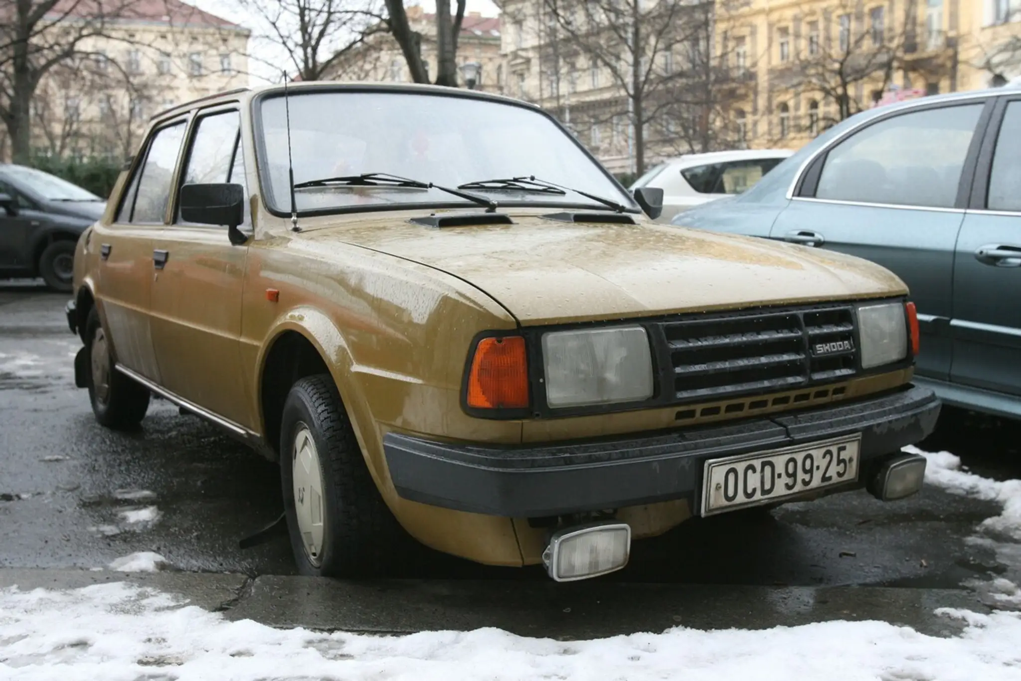 Škoda 120
