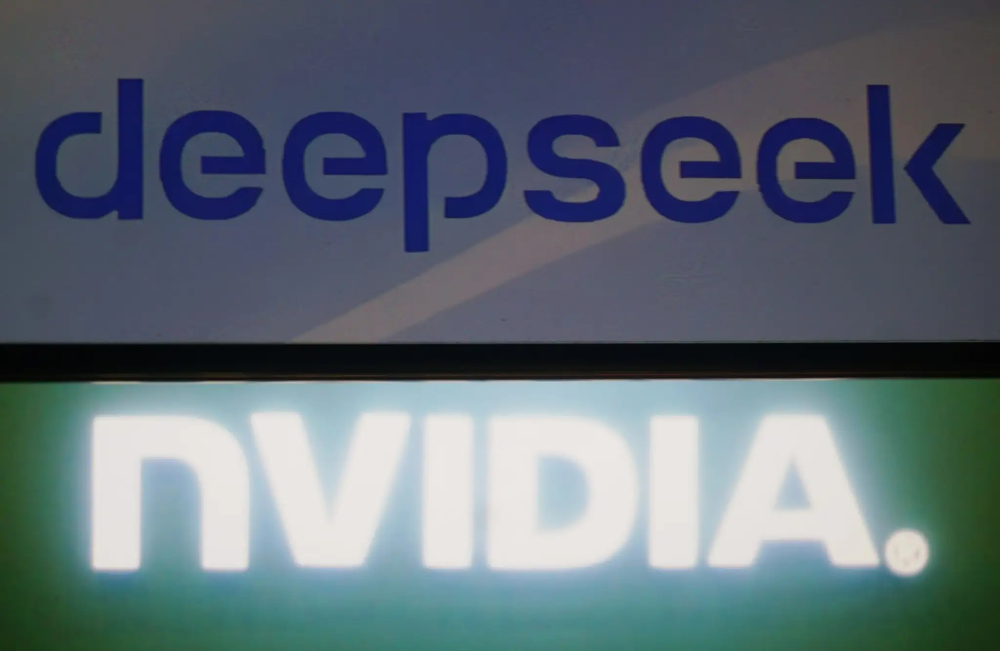 DeepSeek vs Invidia.