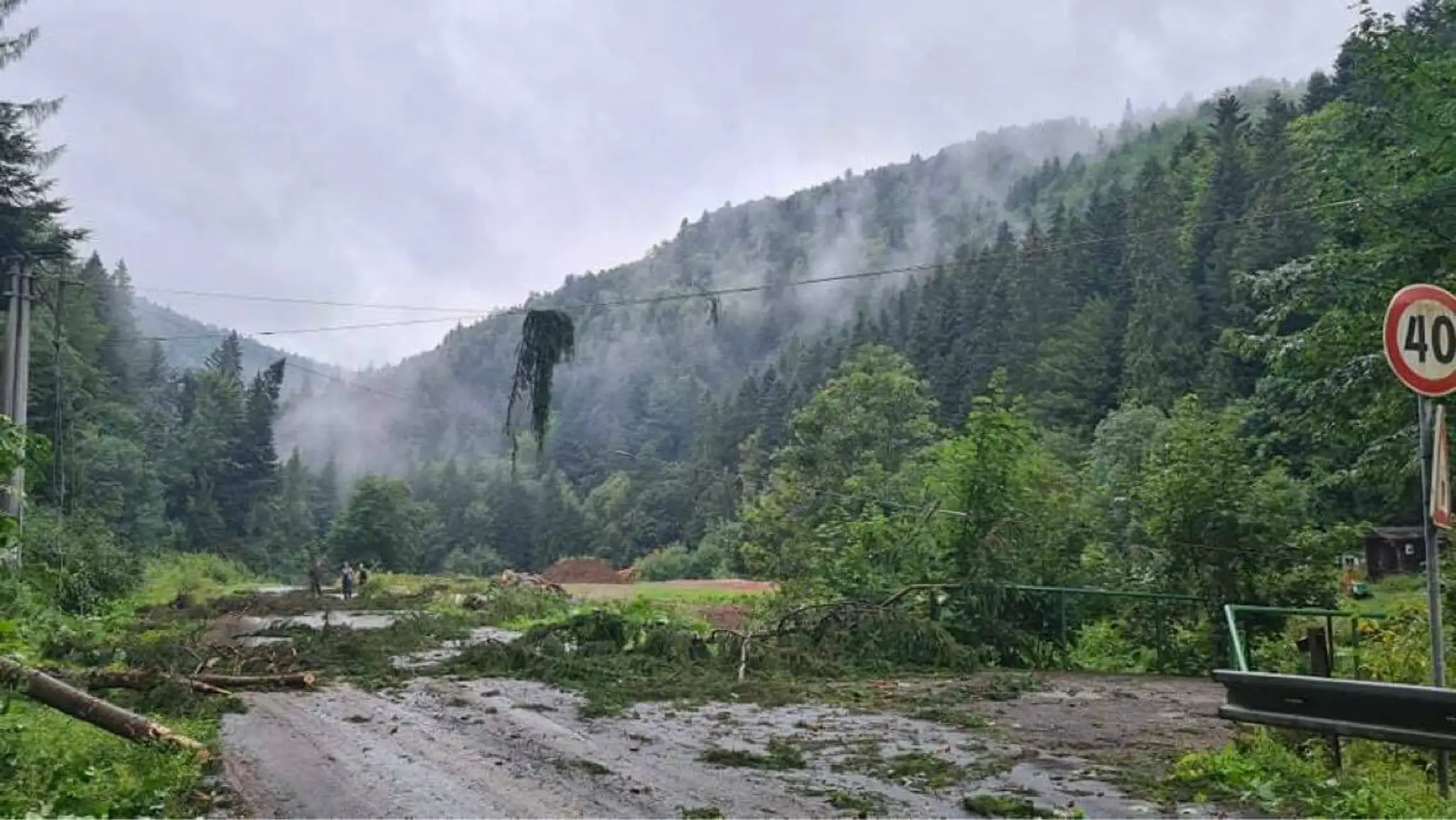 Kremnica - Neprejazdná cesta z Kremnice na Skalku