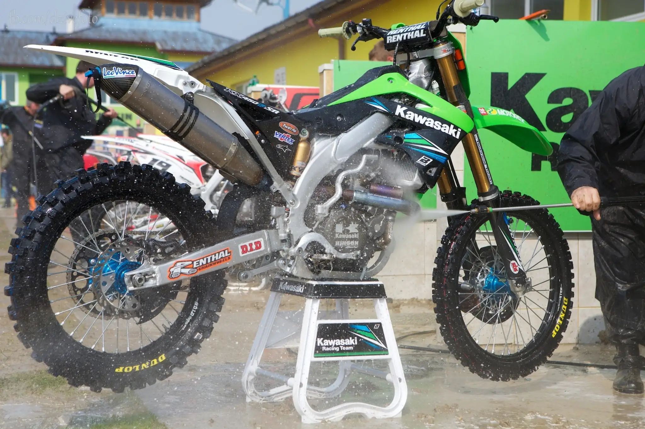 moto_sprcha.jpg