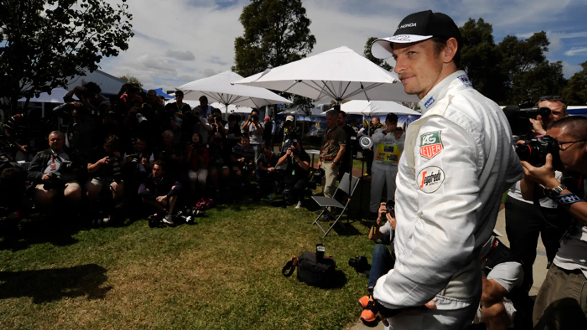 Jazdec McLarenu Jenson Button. 