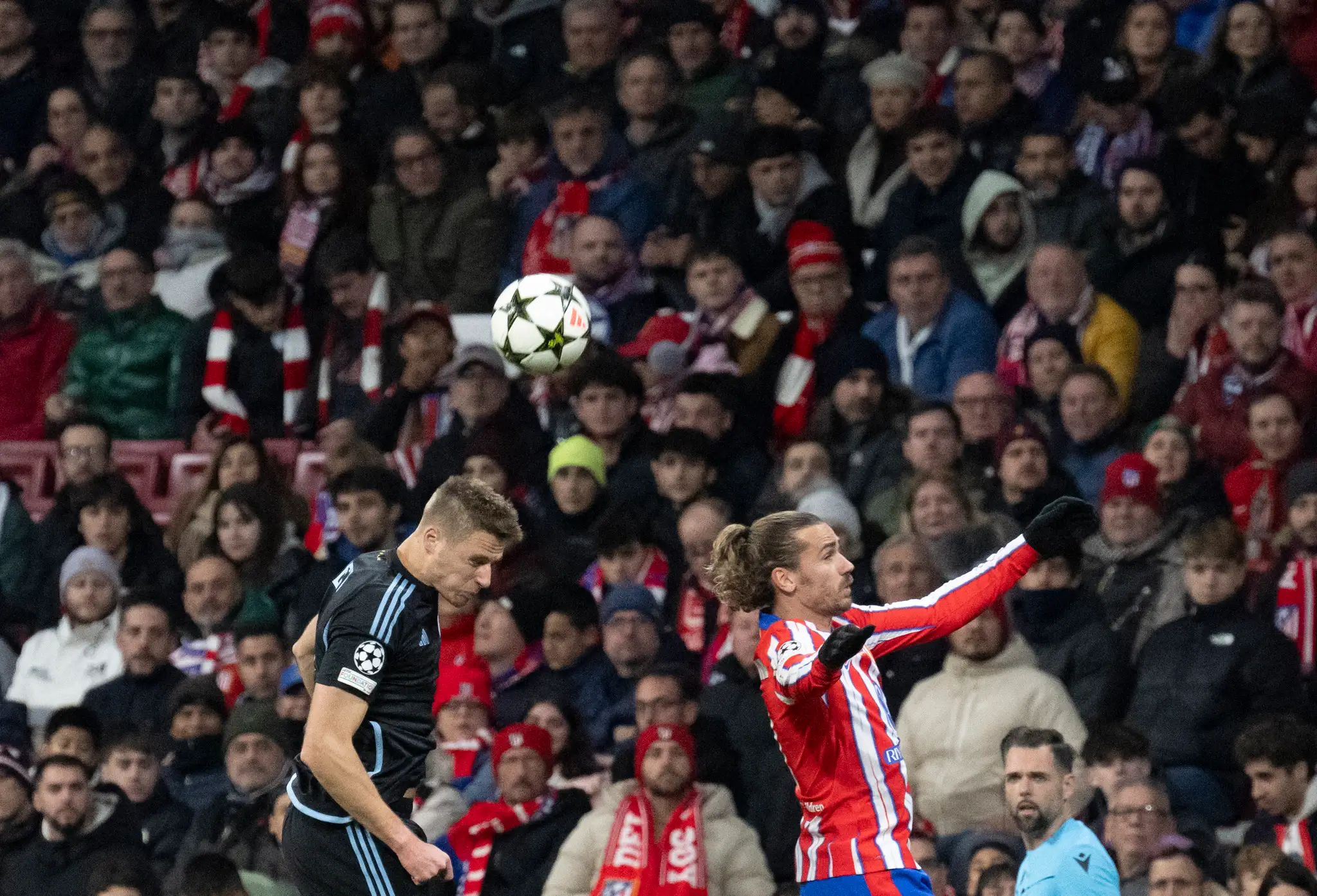 Momentka zo zápasu Atlético Madrid - Slovan Bratislava
