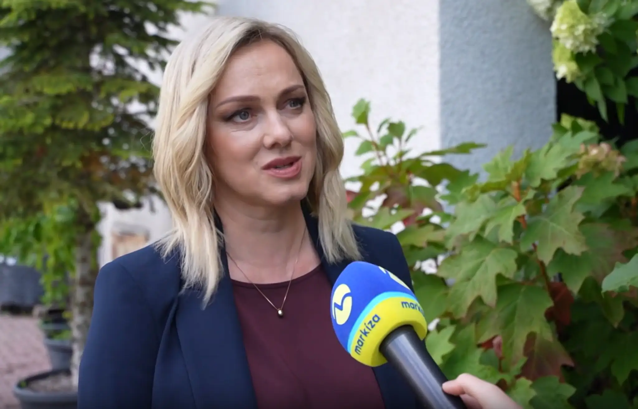 Rozhovor s Monikou Hilmerovou o seriáli V zovretí