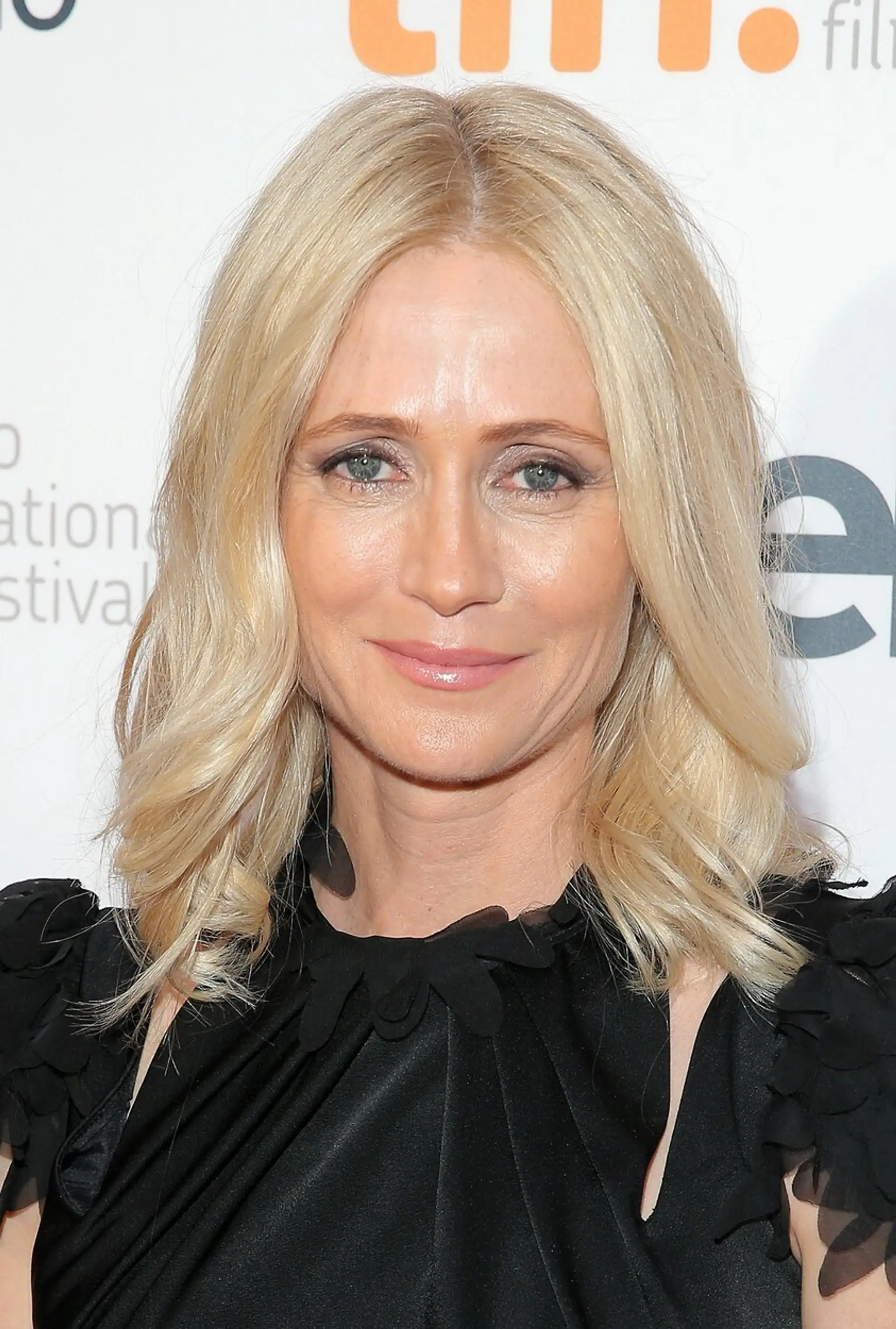 Kelly Rowan
