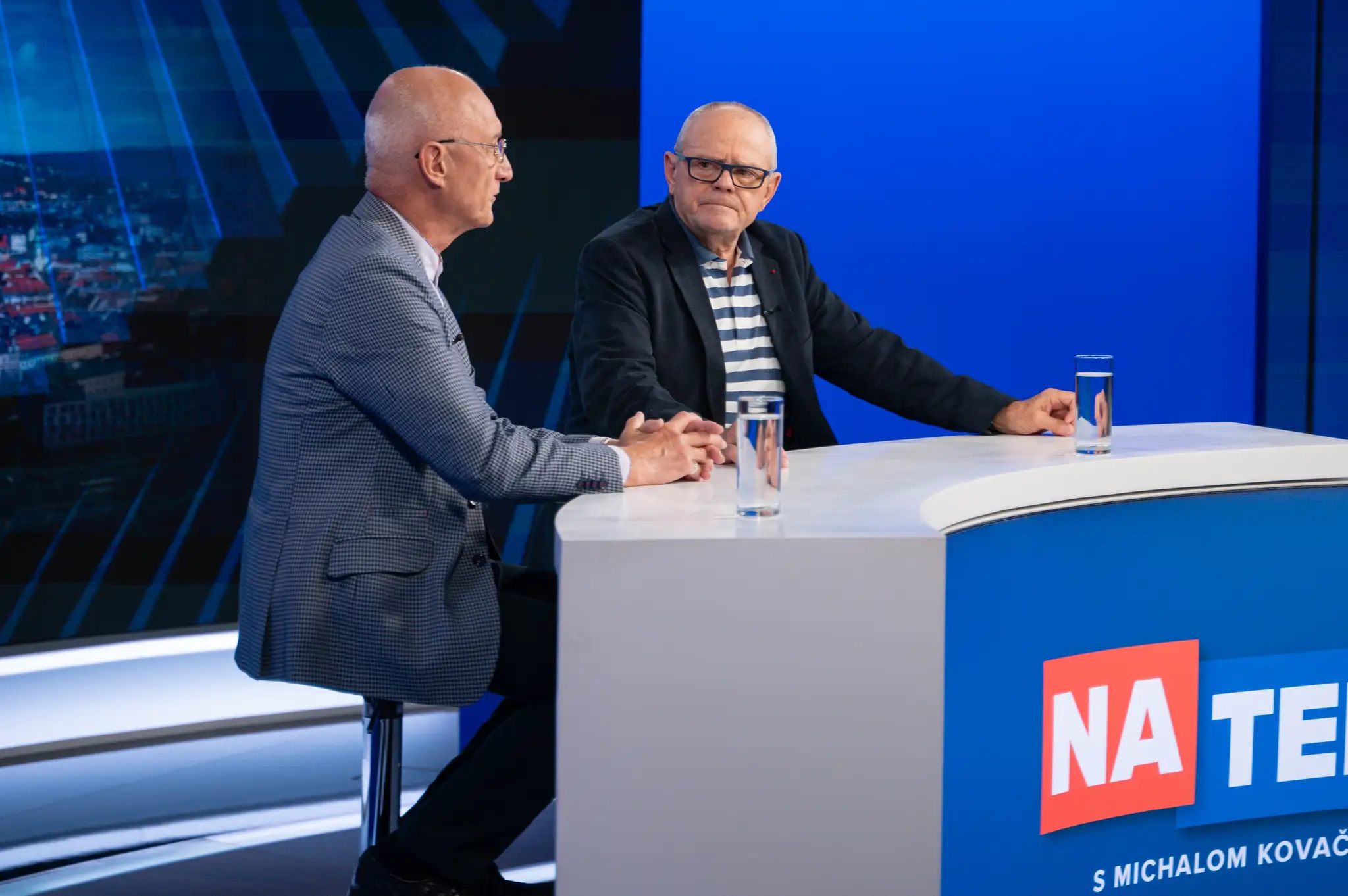 Jozef Banáš a Milan Kňažko v Na telo