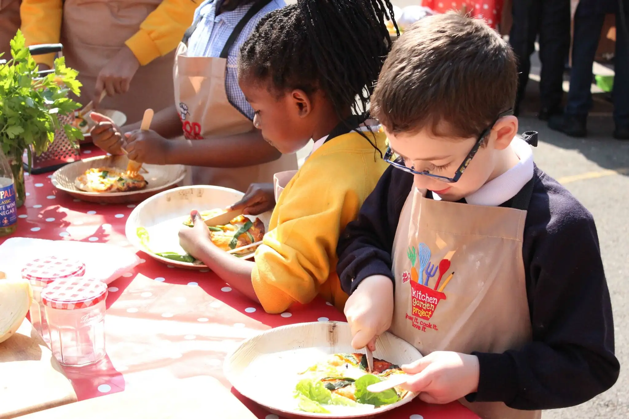 kids-eating.jpg