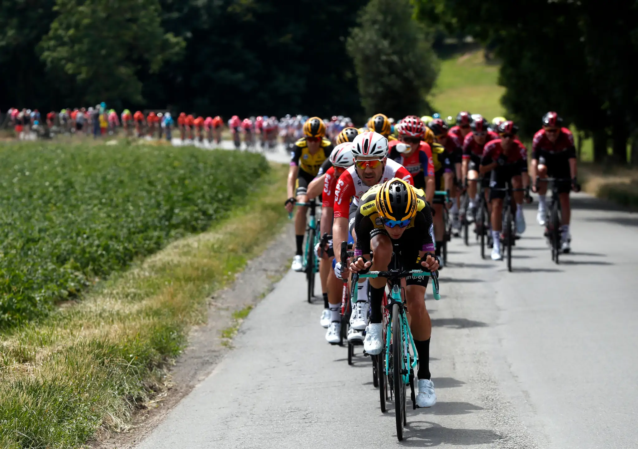 Tesný finiš prvej etapy Tour de France 2019