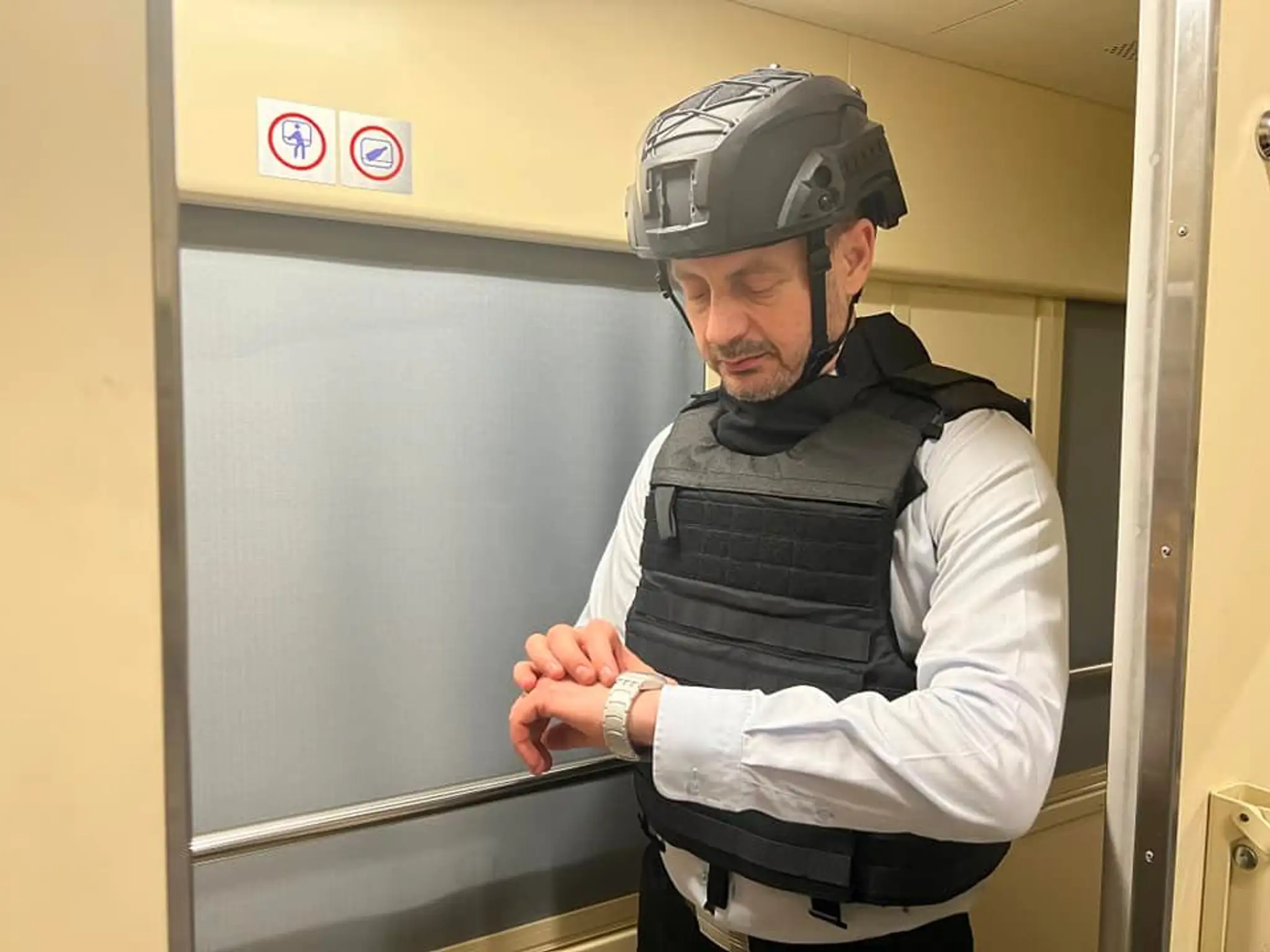 Eduard Heger počas cesty na Ukrajinu.