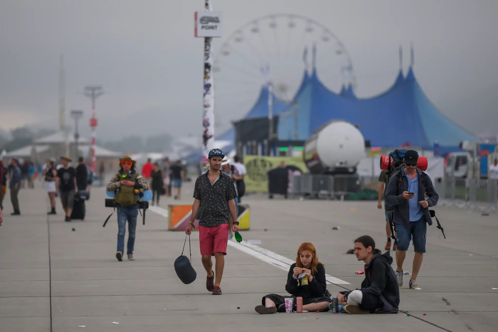 Festival Pohoda po intenzívnej búrke a páde stanu predčasne ukončili.