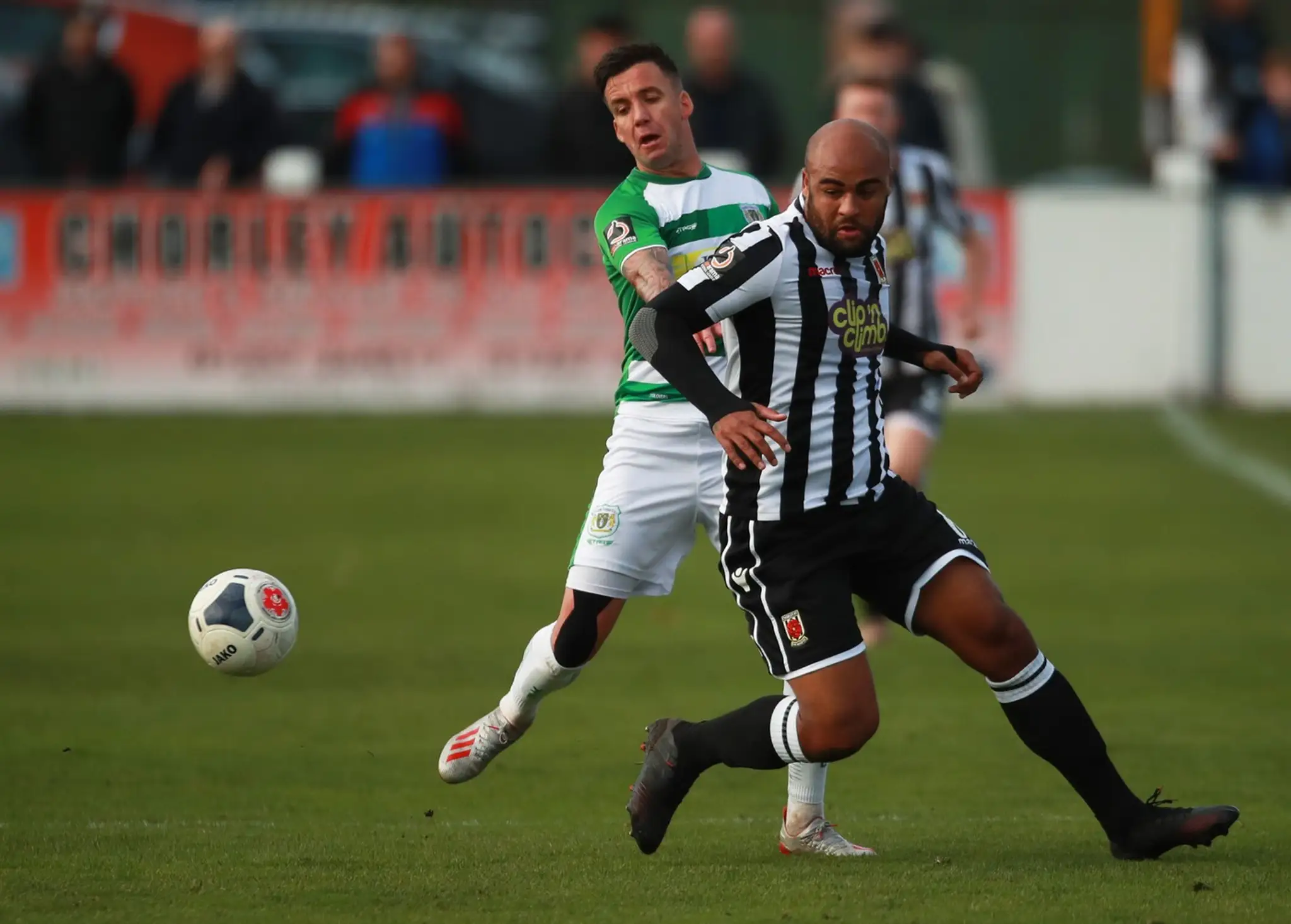 Zomrel anglický futbalista Courtney Meppen-Walter.