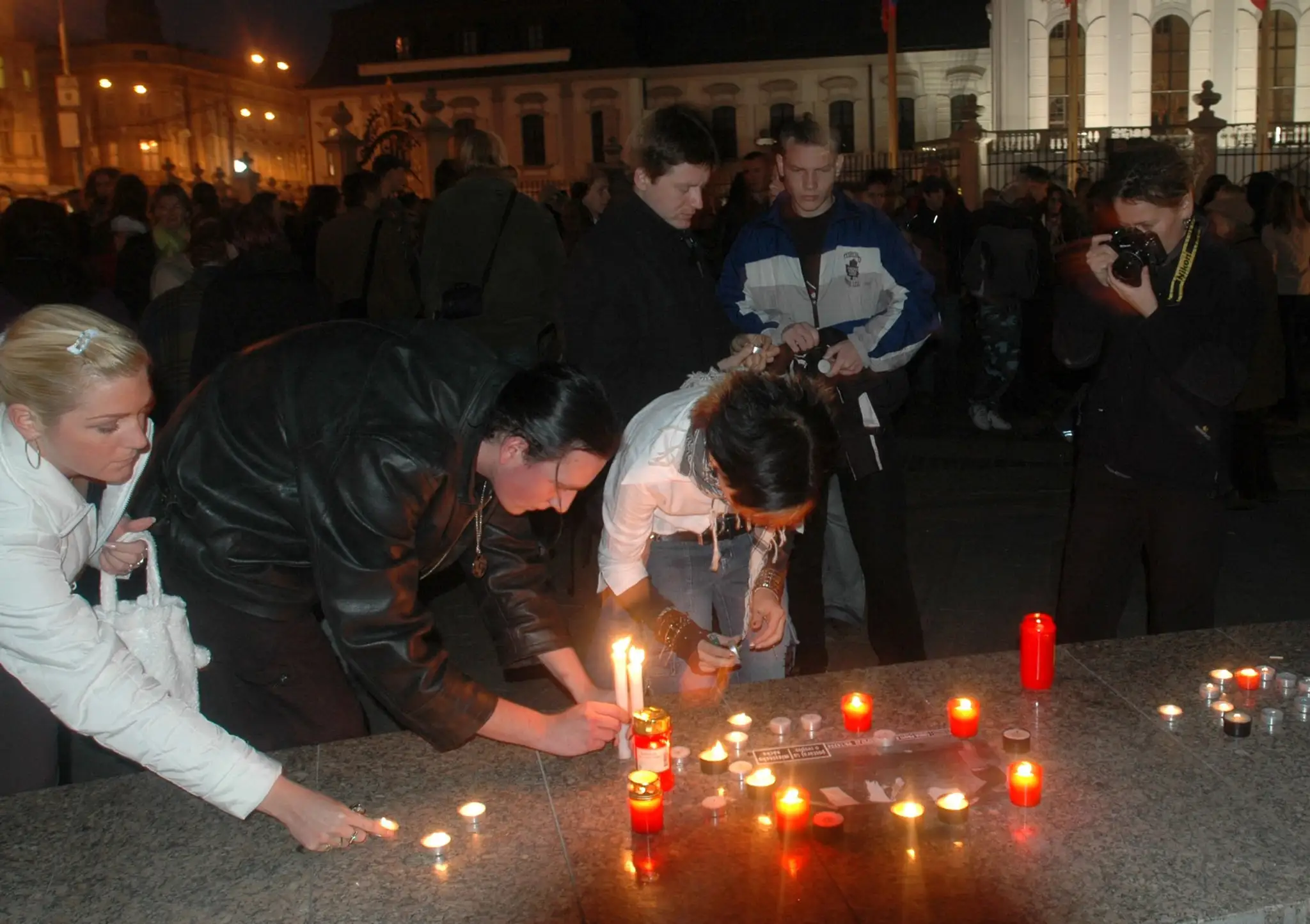 Hodžovo námestie 9. novembra 2005