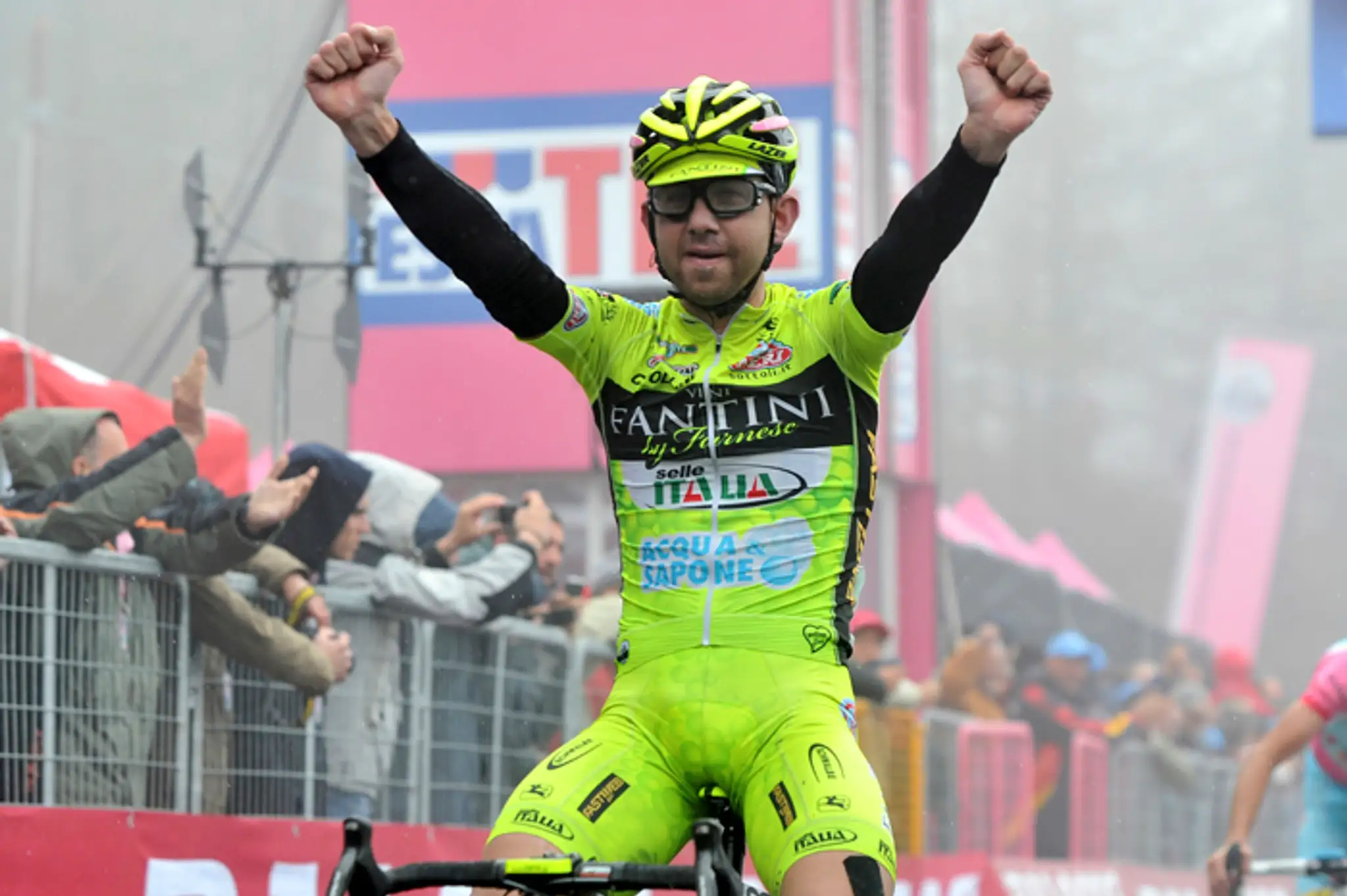 Na archívnej snímke z 8. mája 2013 taliansky cyklista Mauro Santambrogio.