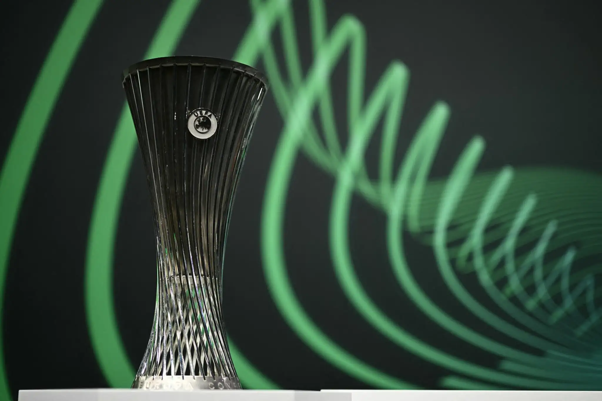 Trofej pre víťaza Európskej konferenčnej ligy.