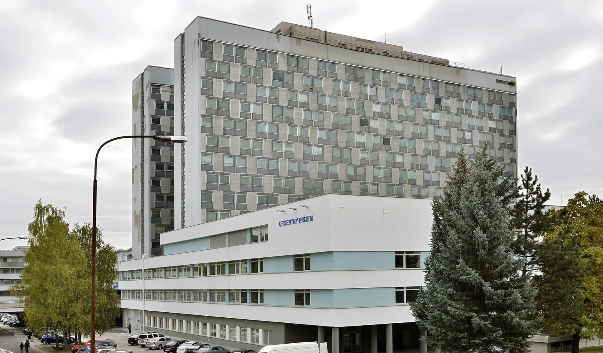 Banskobystrická Fakultná nemocnica s poliklinikou F. D. Roosevelta 