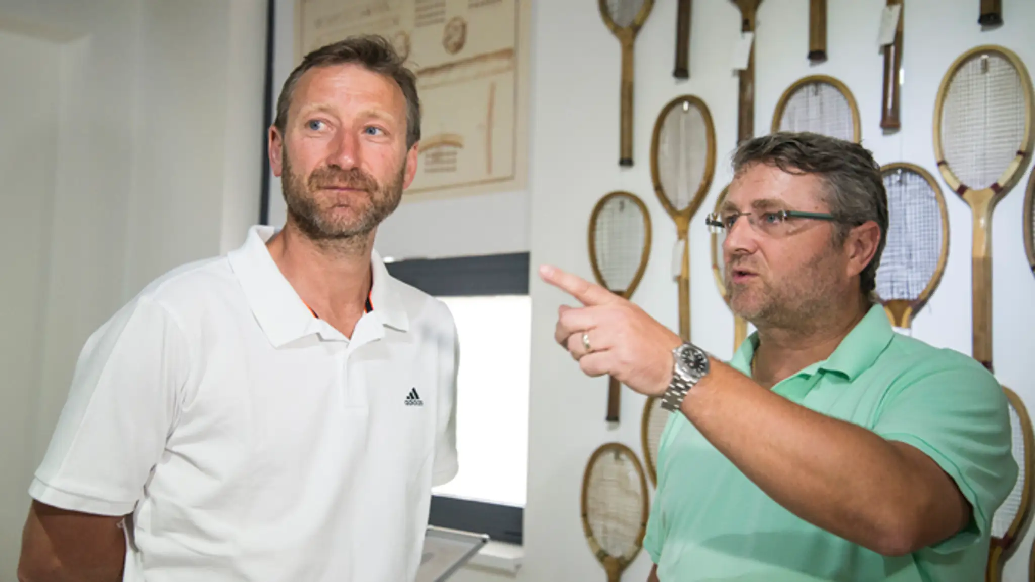 Olympijský víťaz Miloslav Mečíř a zberateľ a majiteľ múzea Igor Kucej.