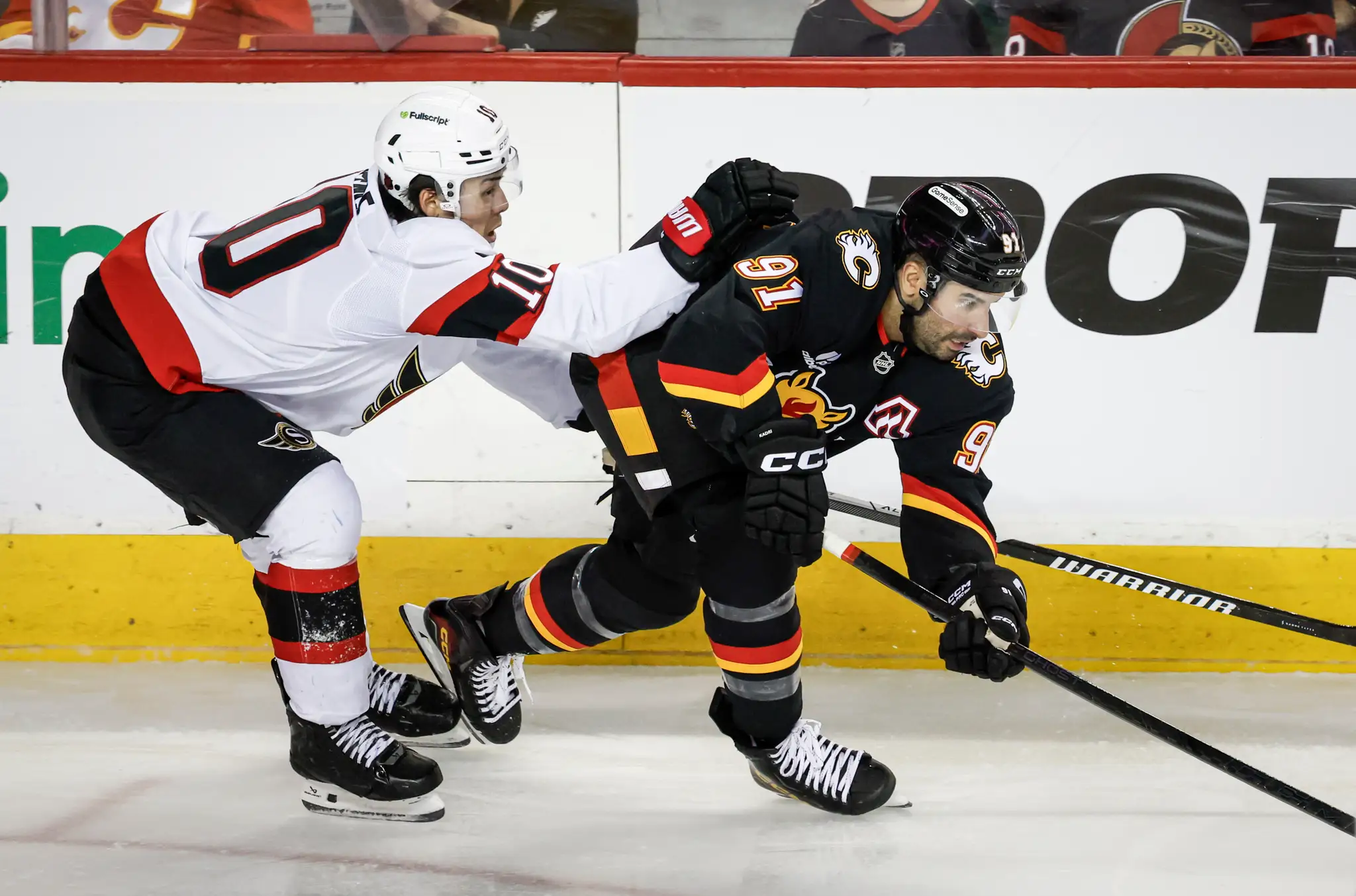 Nazem Kadri opustil Calgary Flames.